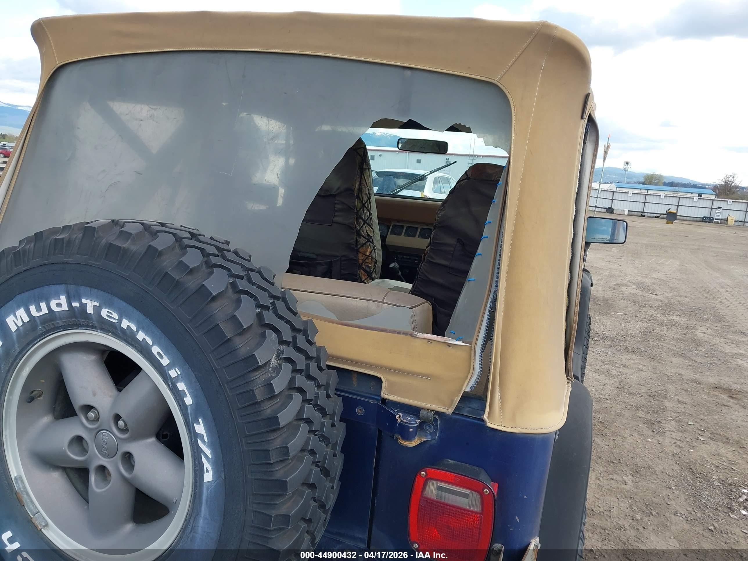1990 Jeep Wrangler / Yj   Blue vin: 2J4FY29T5LJ508771