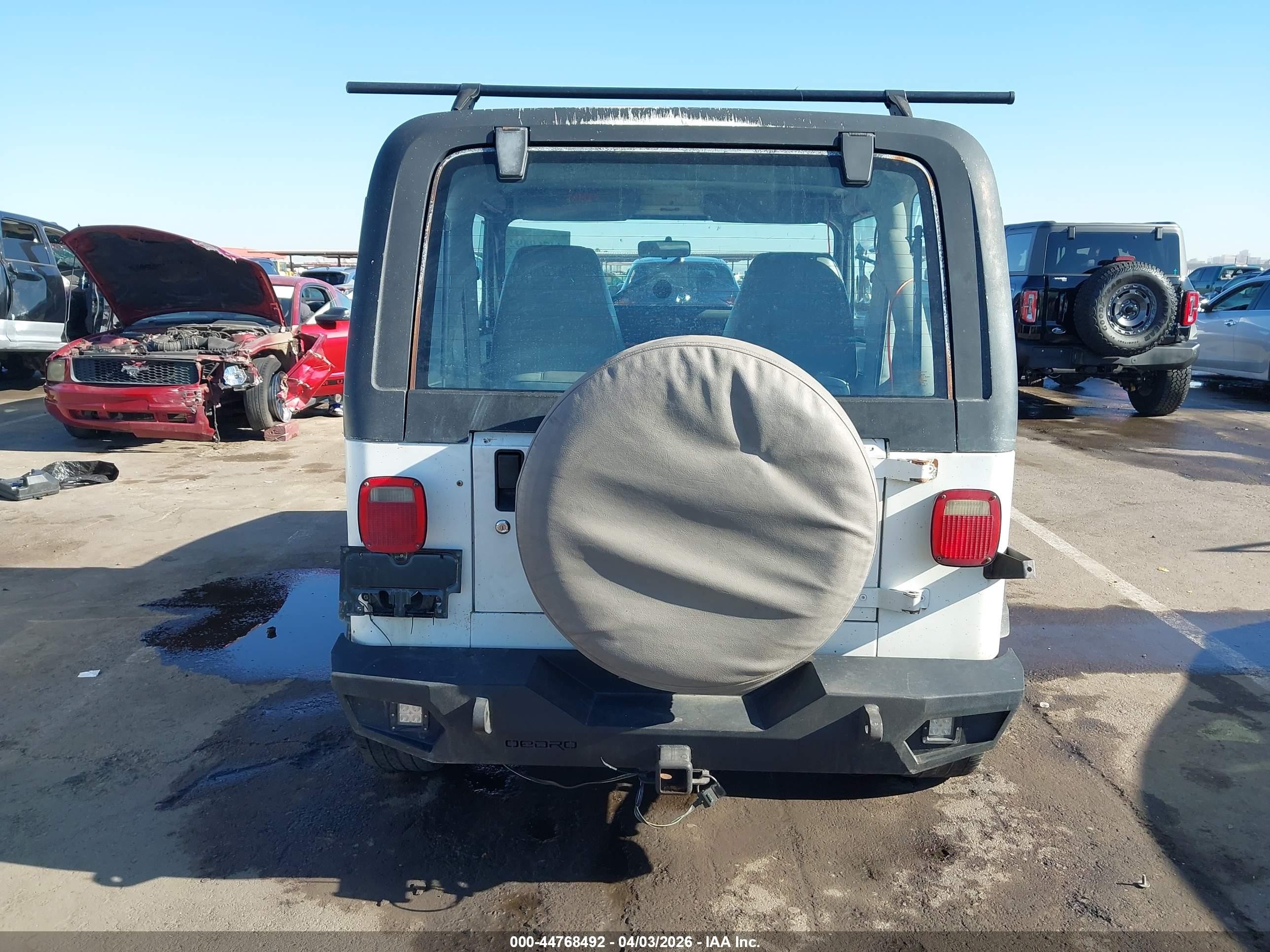 1989 Jeep Wrangler / Yj Белый vin: 2J4FY29T8KJ143341