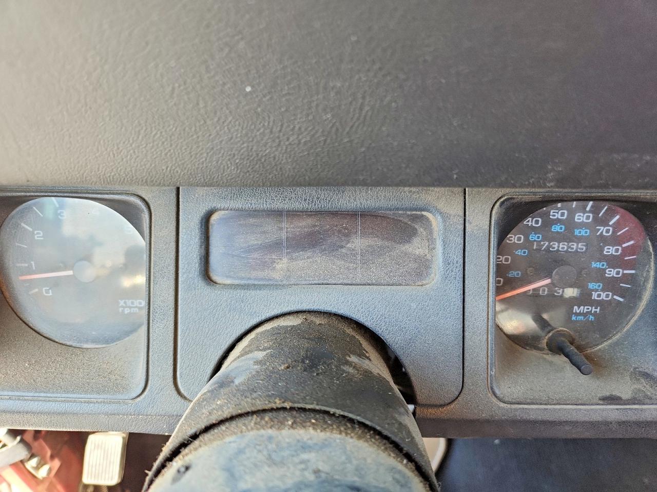 1992 Jeep Wrangler / Yj Islander Красный vin: 2J4FY39S3NJ558259