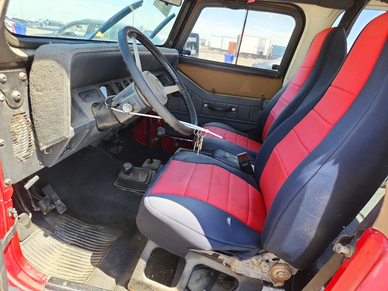 1992 Jeep Wrangler / Yj Islander Красный vin: 2J4FY39S3NJ558259