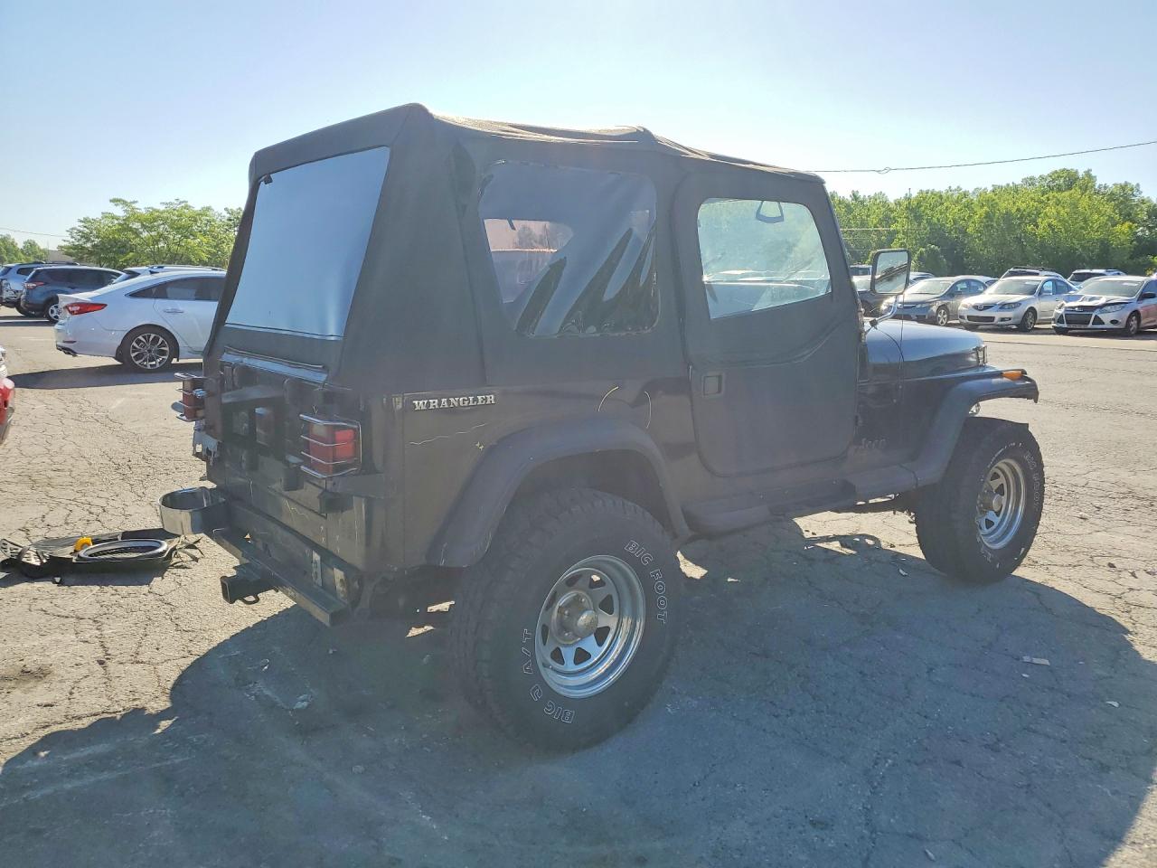 1989 Jeep Wrangler / Yj Laredo Black vin: 2J4FY59M0KJ104530