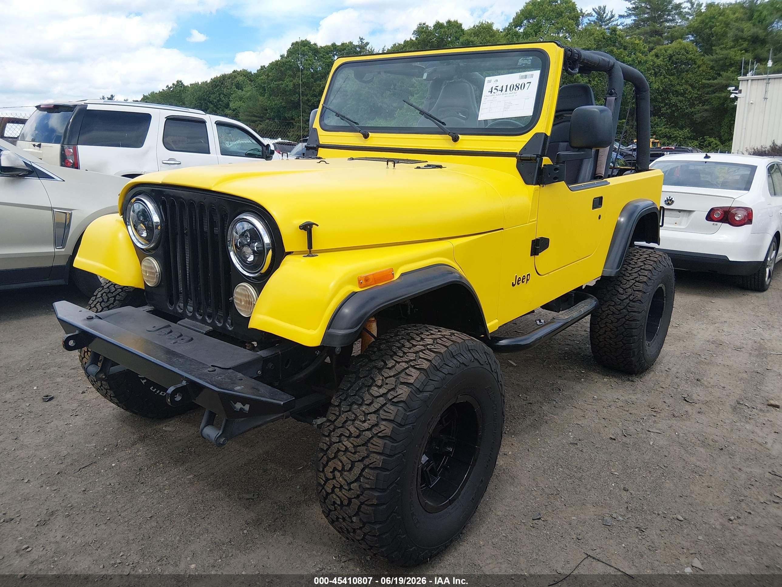 1989 Jeep Wrangler / Yj Laredo Yellow vin: 2J4FY59T0KJ152164