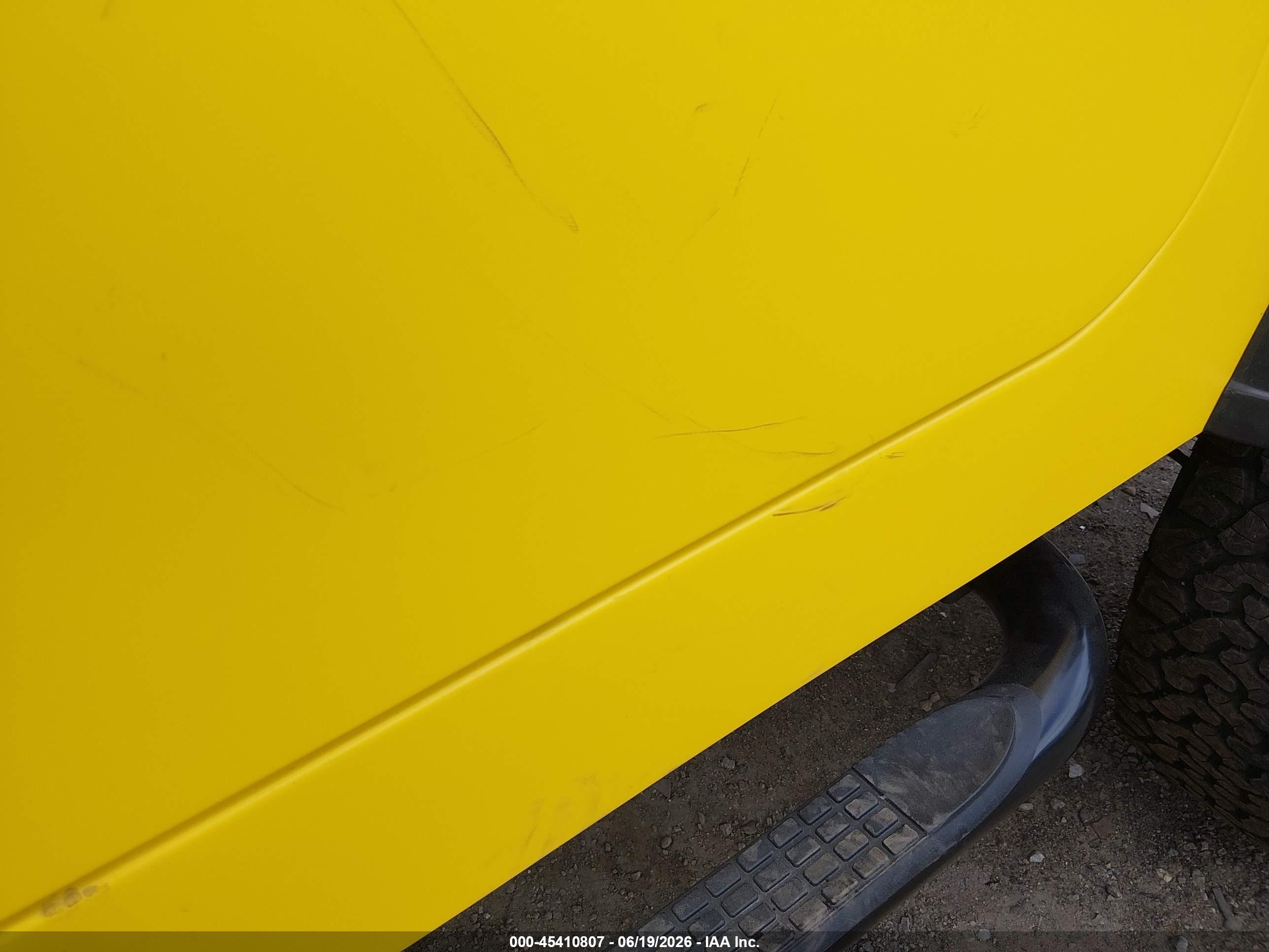 1989 Jeep Wrangler / Yj Laredo Yellow vin: 2J4FY59T0KJ152164