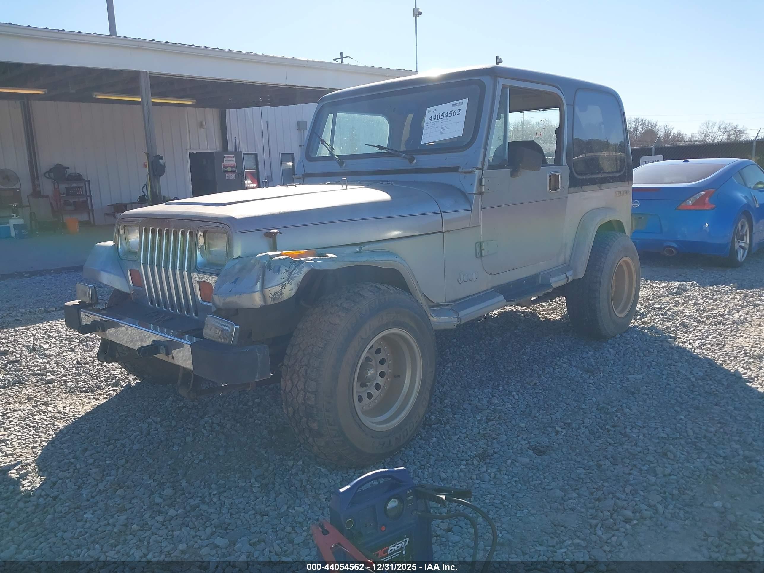 1990 Jeep Wrangler / Yj Laredo Gray vin: 2J4FY59T4LJ539608