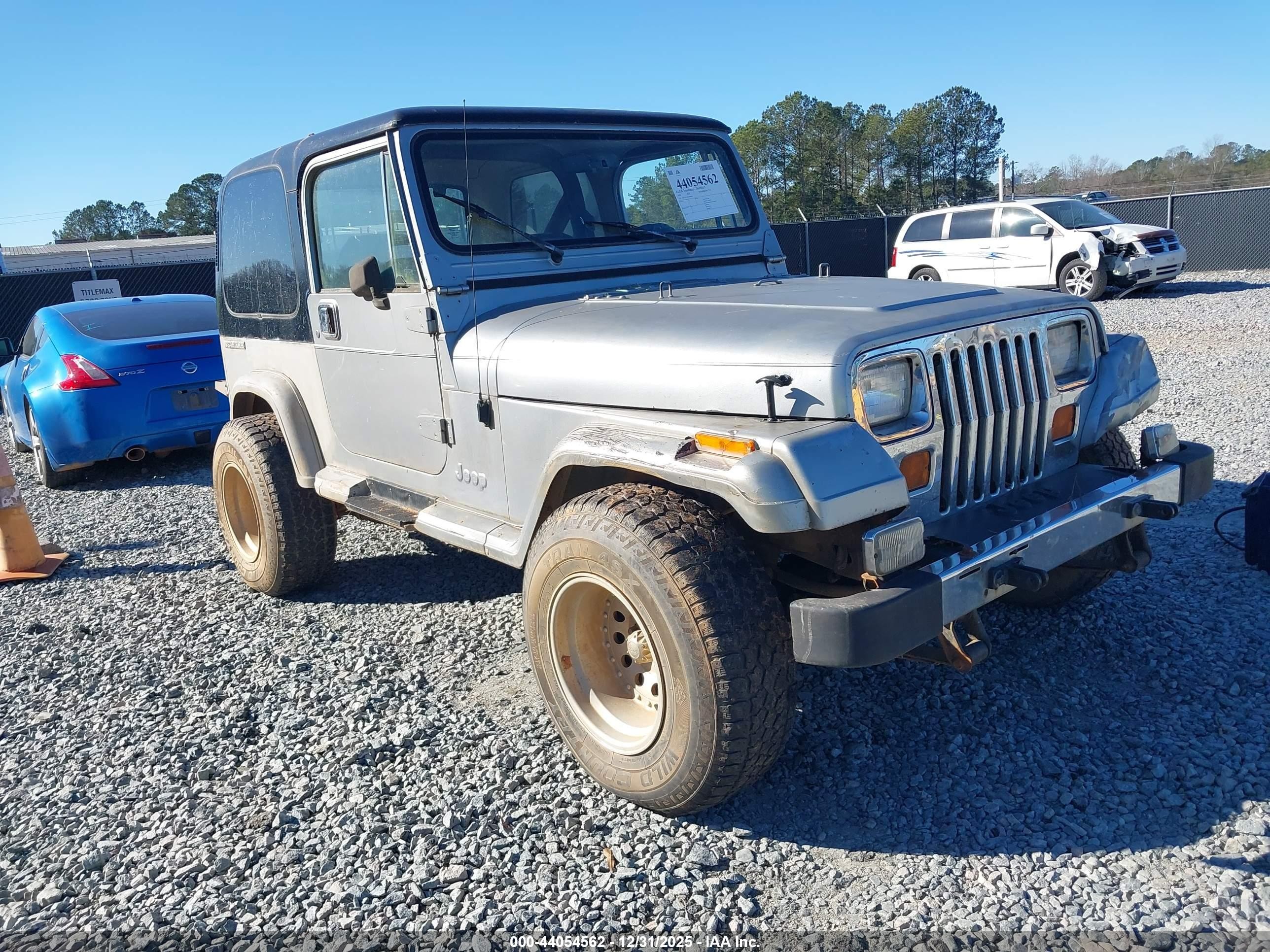 1990 Jeep Wrangler / Yj Laredo Gray vin: 2J4FY59T4LJ539608