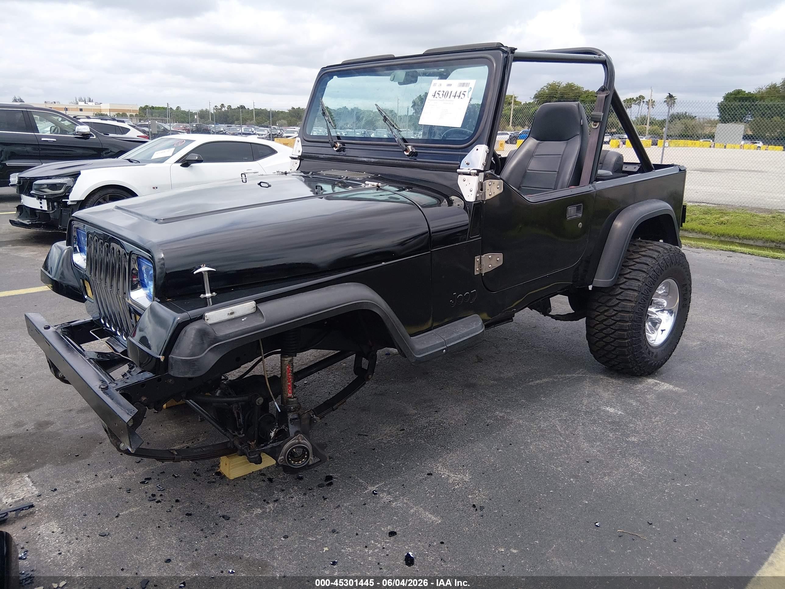 1991 Jeep Wrangler / Yj Renegade Black vin: 2J4FY69S8MJ122720