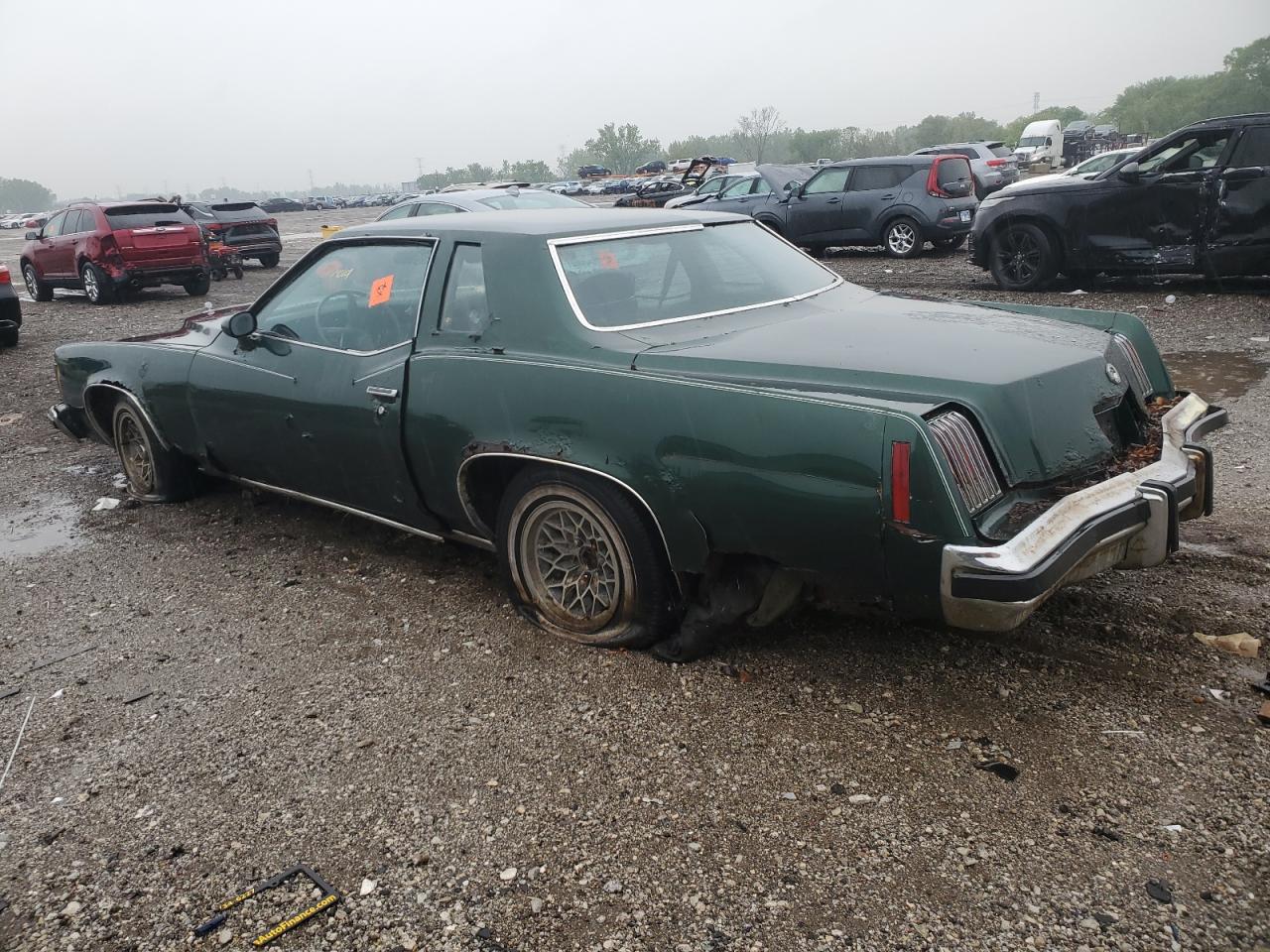 1975 Pontiac Grand Prix Зеленый vin: 2K57S5P144977