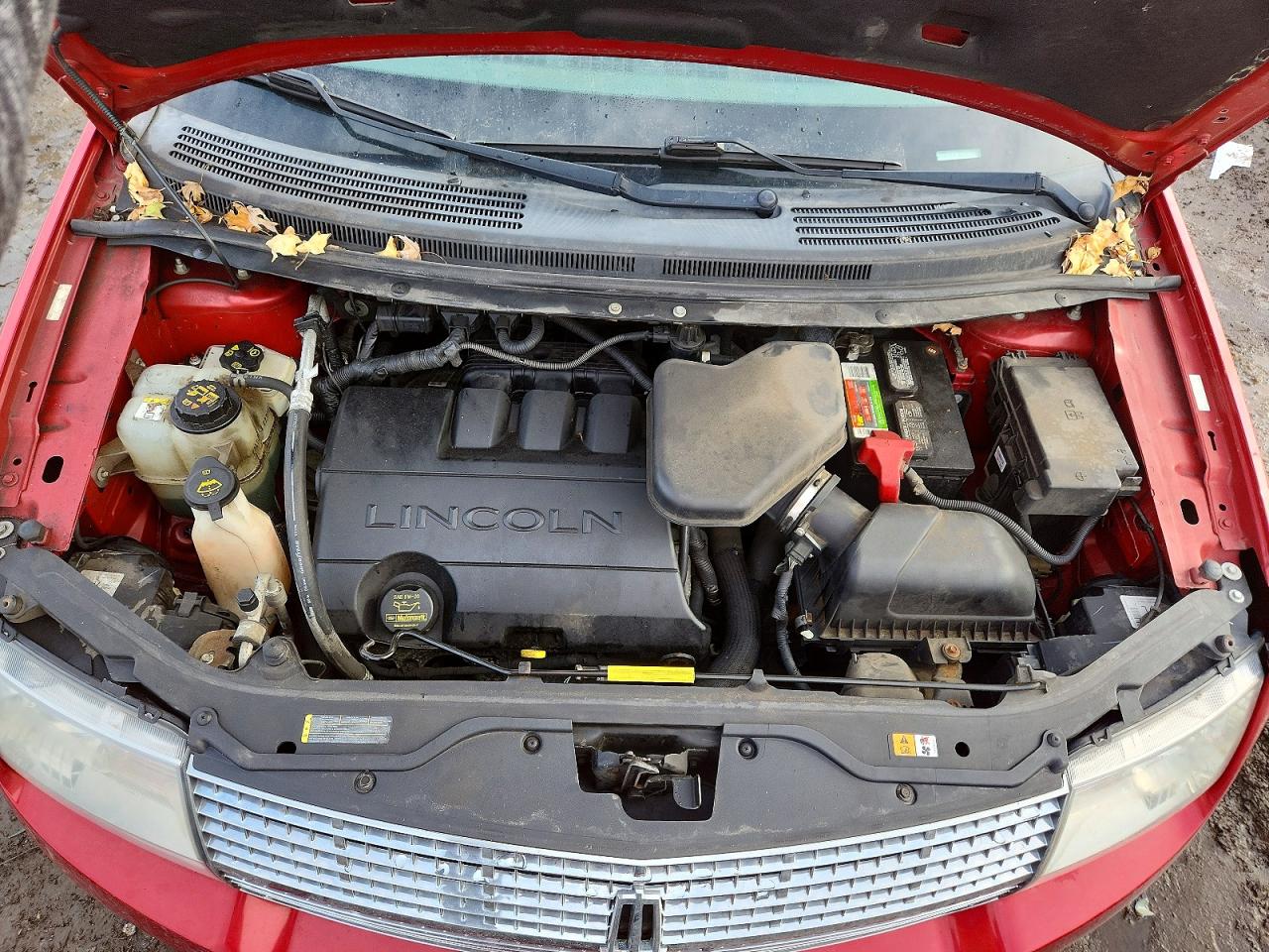 2010 Lincoln Mkx Red vin: 2LMDJ6JC1ABJ01462