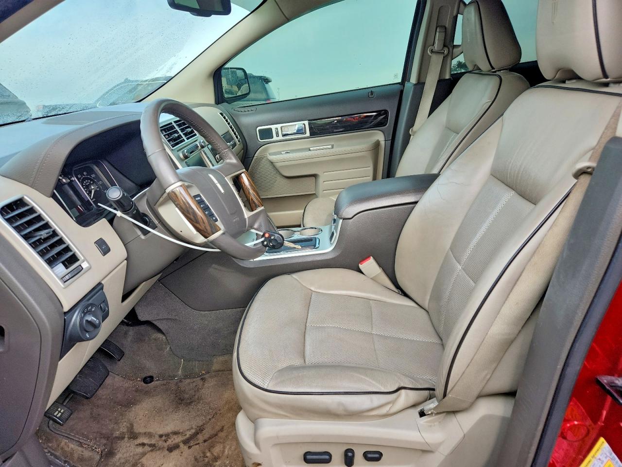 2010 Lincoln Mkx Red vin: 2LMDJ6JC1ABJ01462