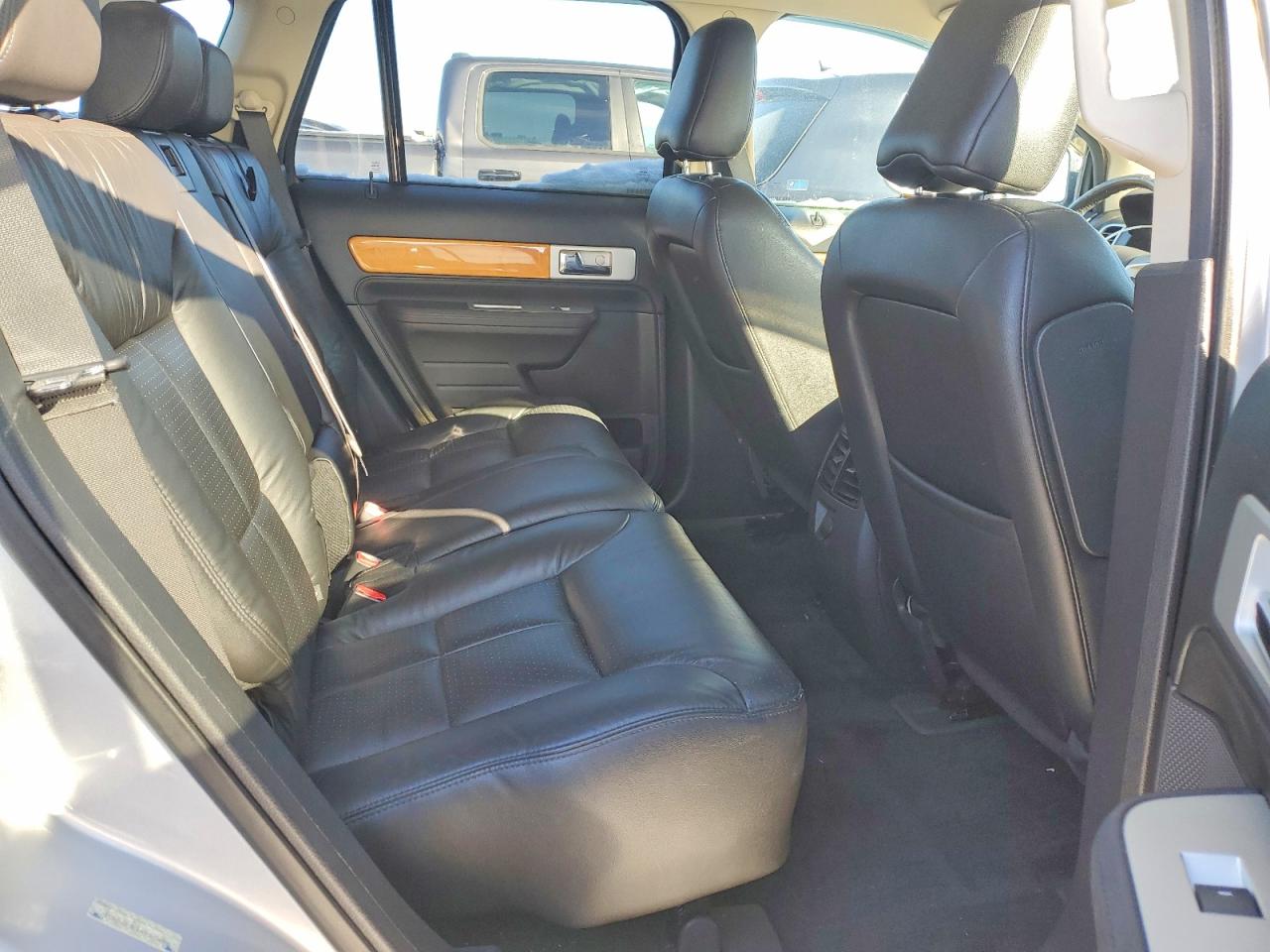 2010 Lincoln Mkx Silver vin: 2LMDJ6JC1ABJ03888