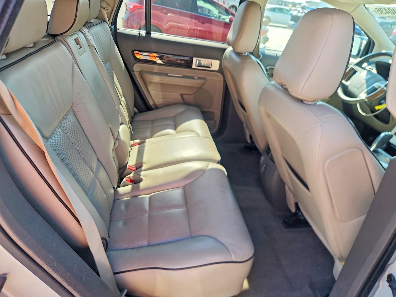 2010 Lincoln Mkx Silver vin: 2LMDJ6JC1ABJ23249