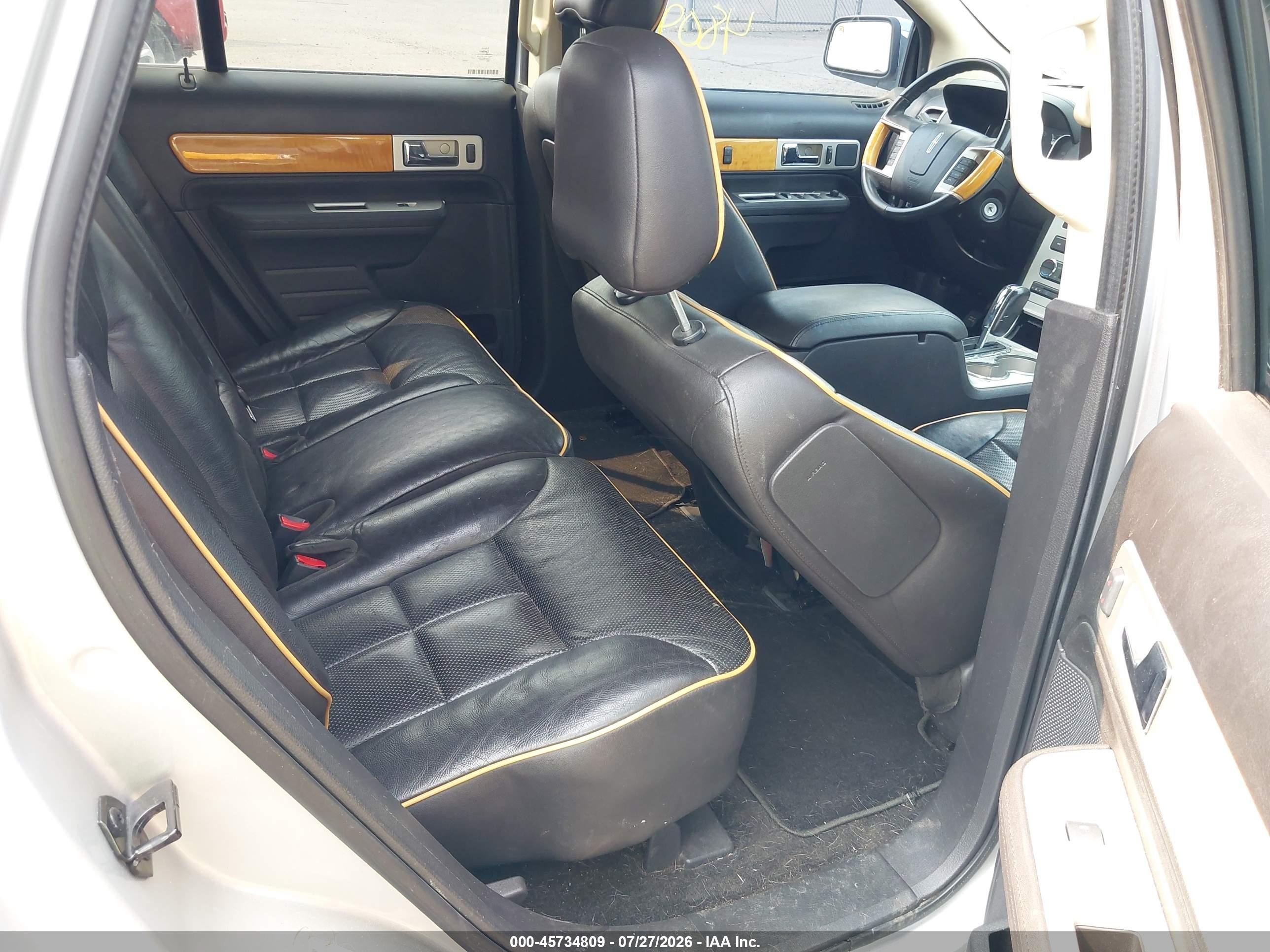 2010 Lincoln Mkx   Silver vin: 2LMDJ6JC5ABJ07782