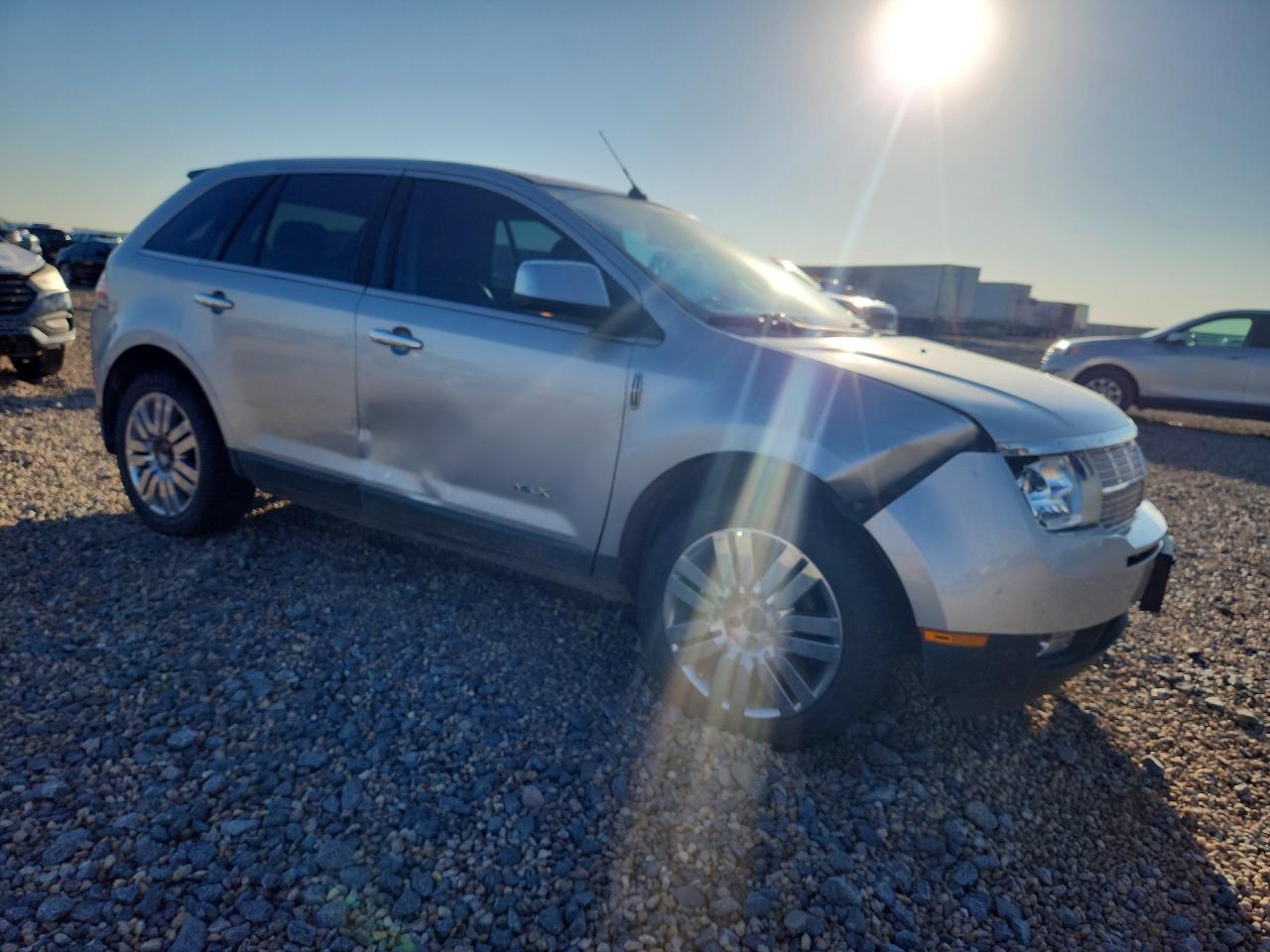 2010 Lincoln Mkx Silver vin: 2LMDJ6JC8ABJ14337
