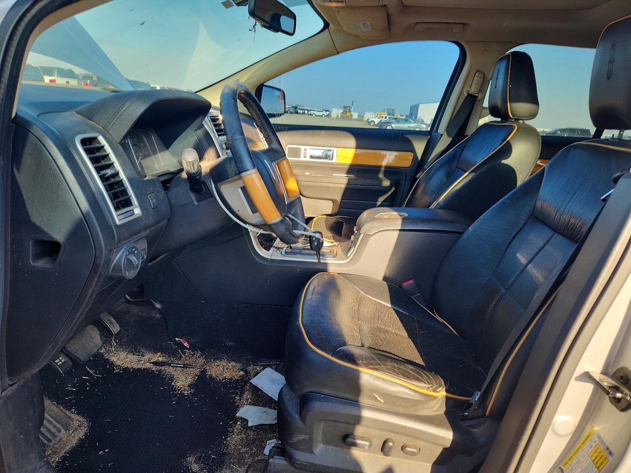 2010 Lincoln Mkx Silver vin: 2LMDJ6JC8ABJ14337