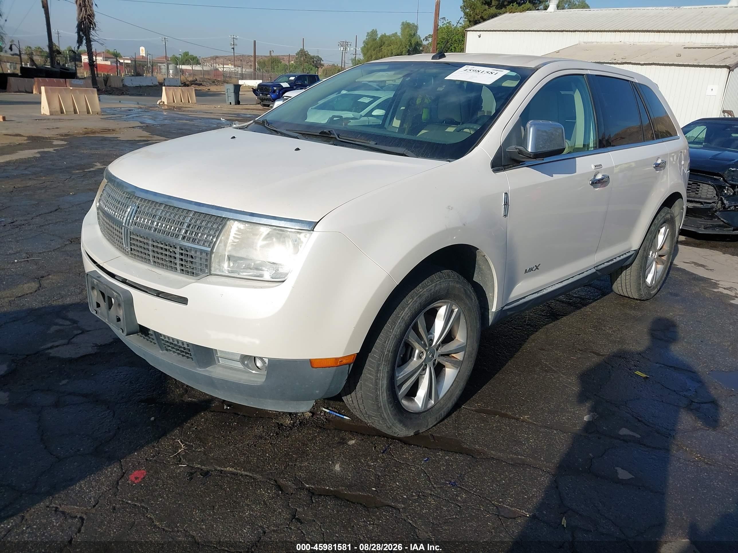 2010 Lincoln Mkx   White vin: 2LMDJ6JC8ABJ34524