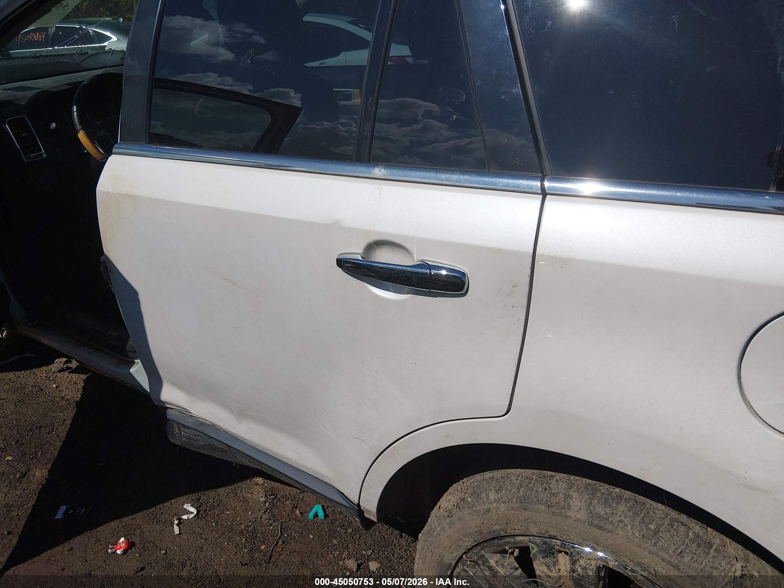 2010 Lincoln Mkx   White vin: 2LMDJ6JC9ABJ01113