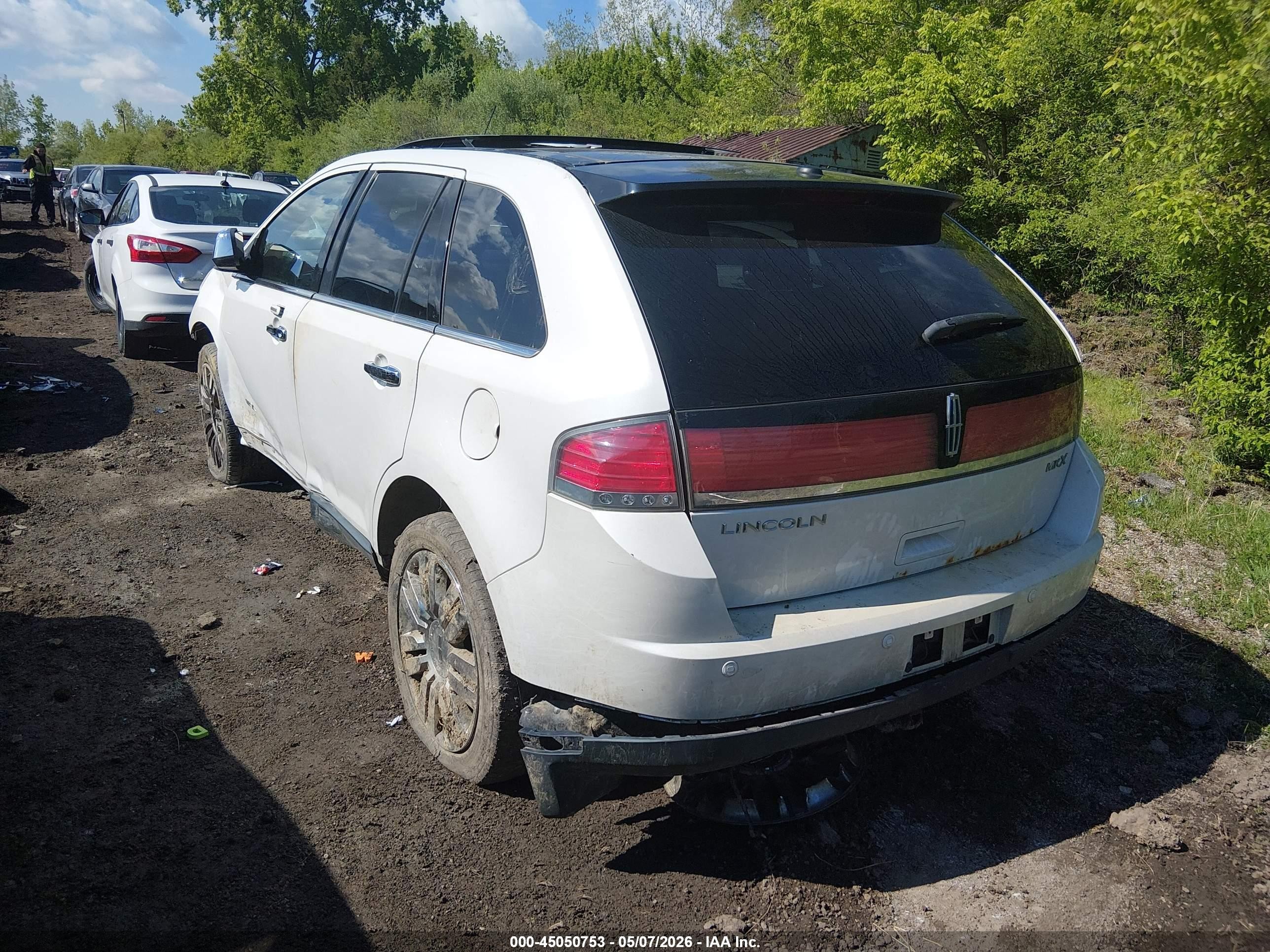 2010 Lincoln Mkx   White vin: 2LMDJ6JC9ABJ01113