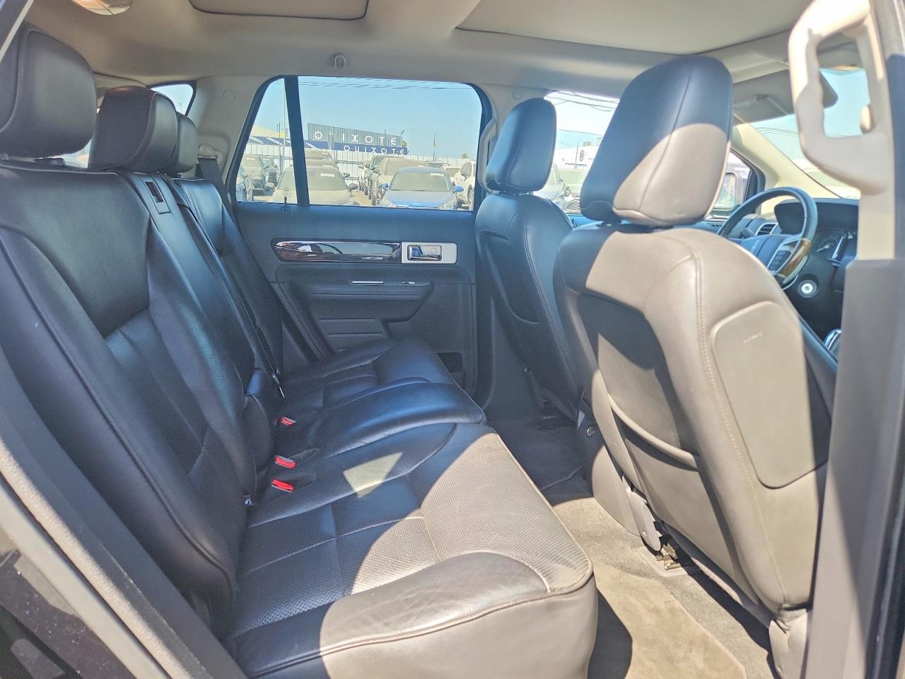 2010 Lincoln Mkx Black vin: 2LMDJ6JC9ABJ23421