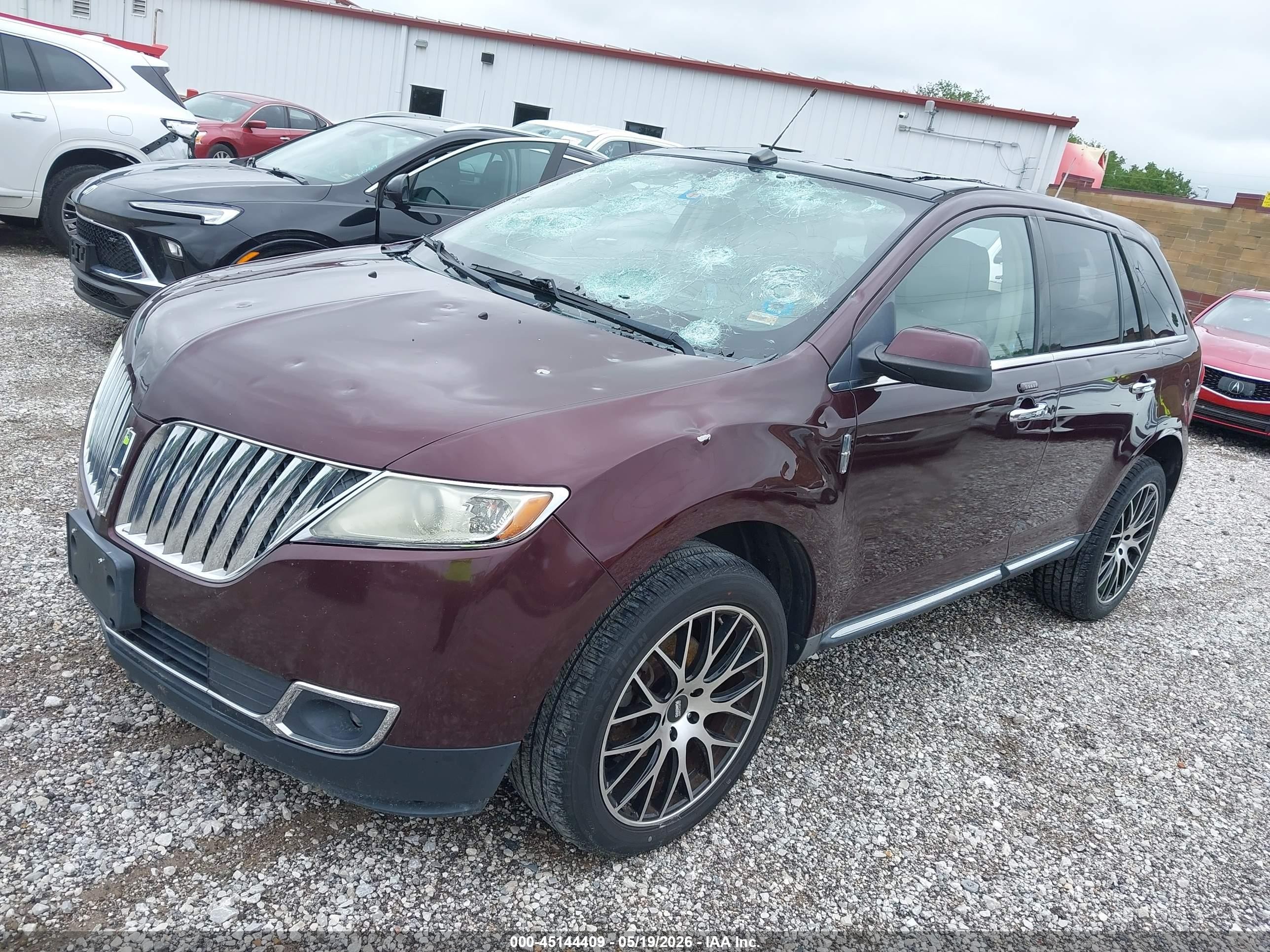2011 Lincoln Mkx   Maroon vin: 2LMDJ6JK0BBJ20366
