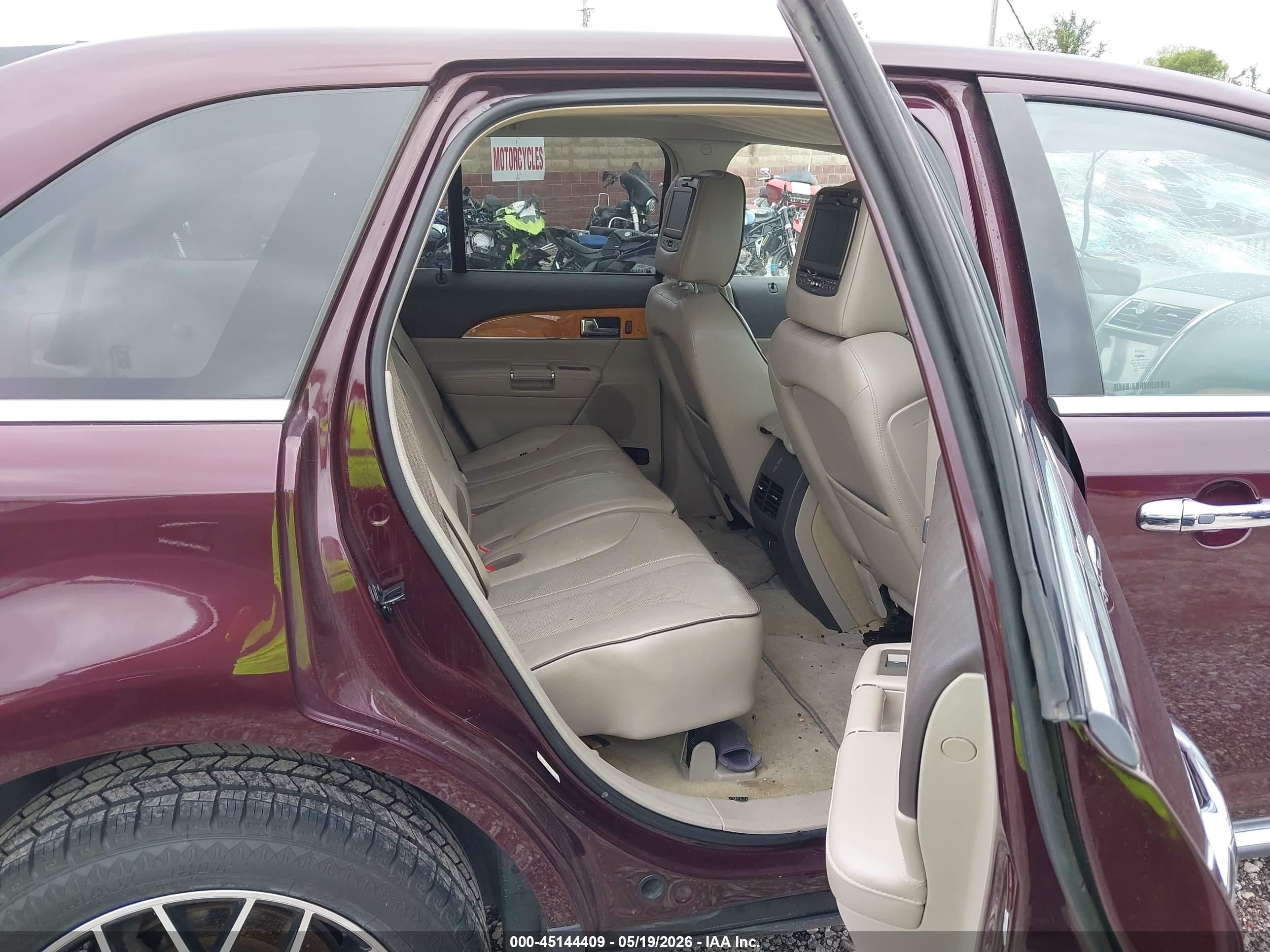2011 Lincoln Mkx   Maroon vin: 2LMDJ6JK0BBJ20366