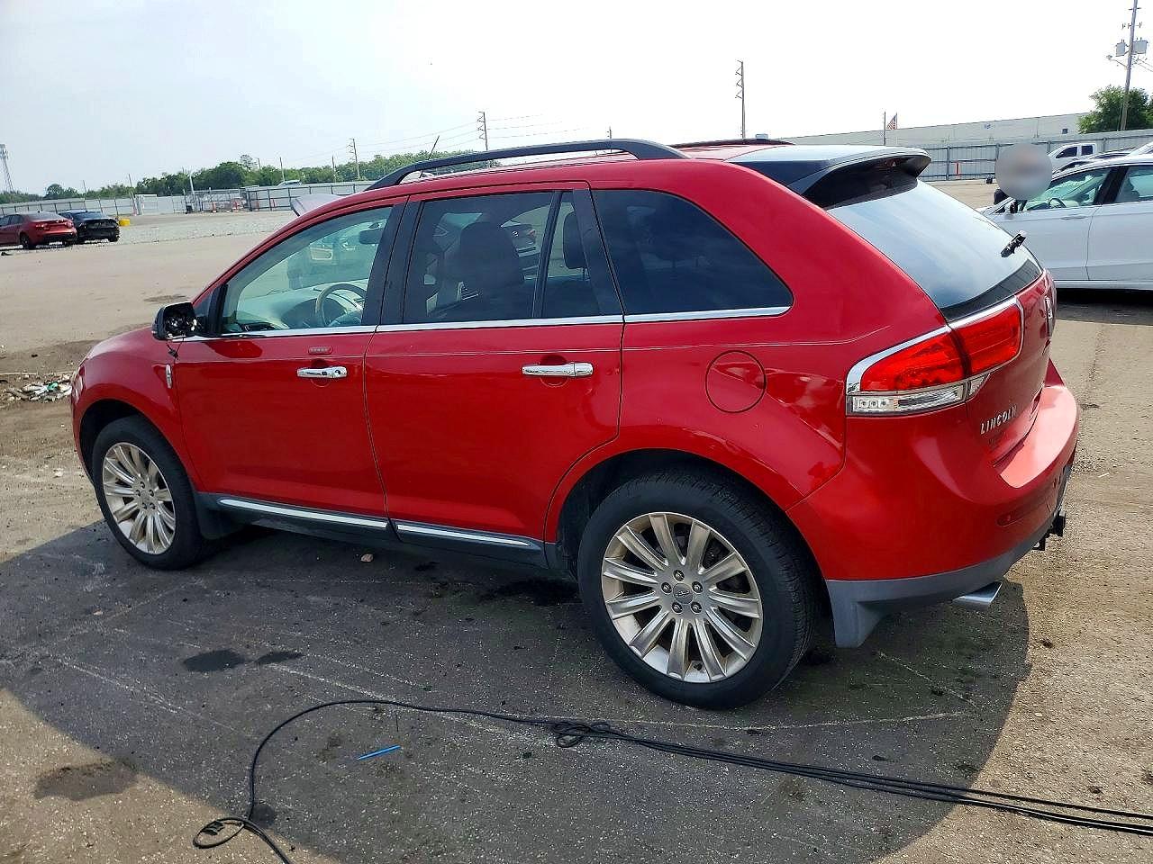 2012 Lincoln Mkx Red vin: 2LMDJ6JK0CBL02232
