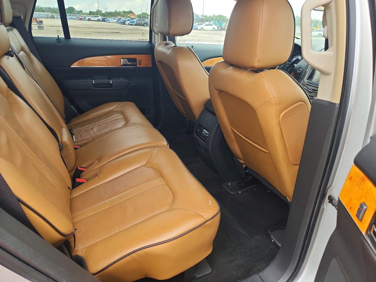 2013 Lincoln Mkx Silver vin: 2LMDJ6JK0DBL45227