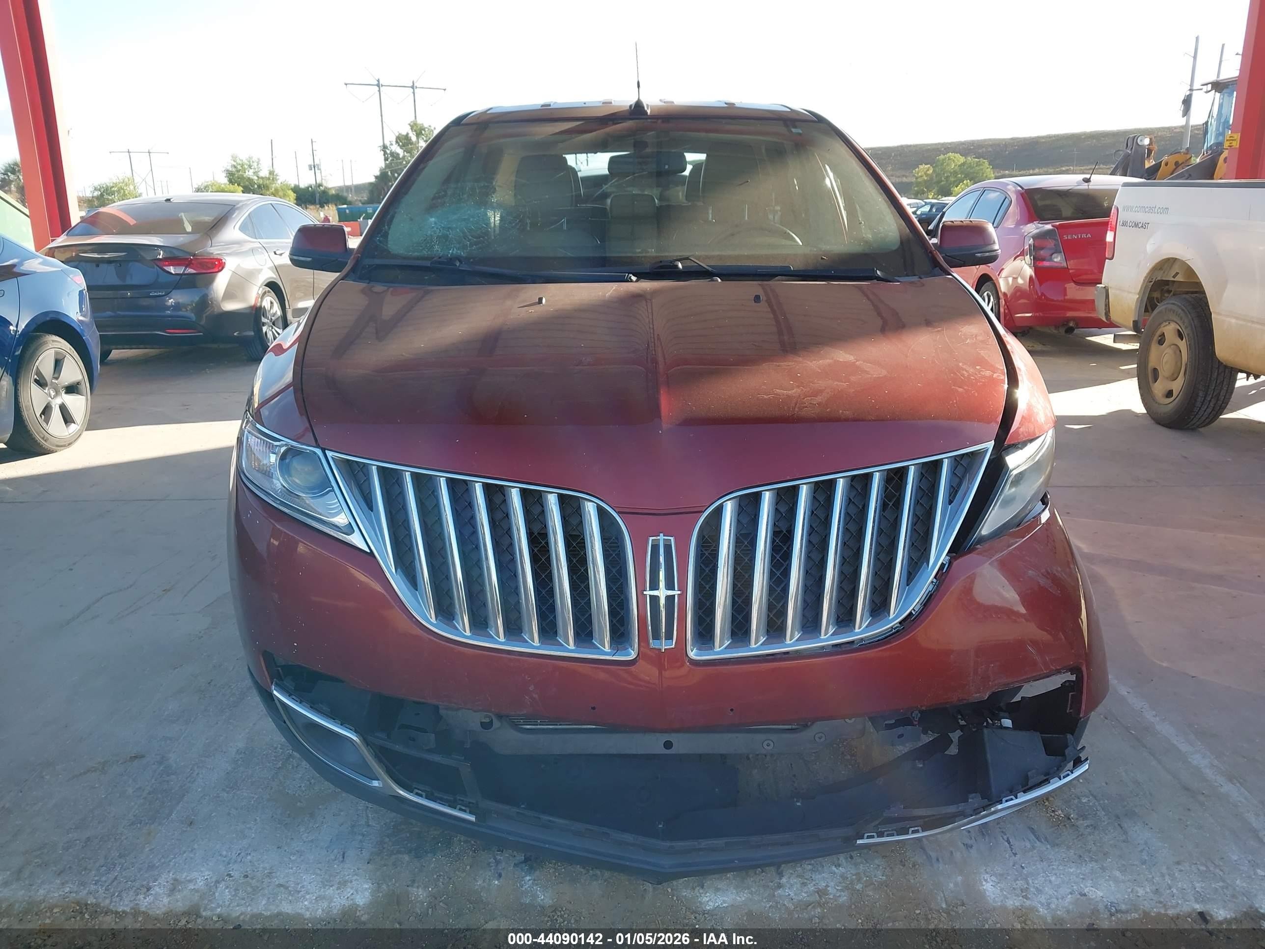2014 Lincoln Mkx   Burgundy vin: 2LMDJ6JK0EBL00418