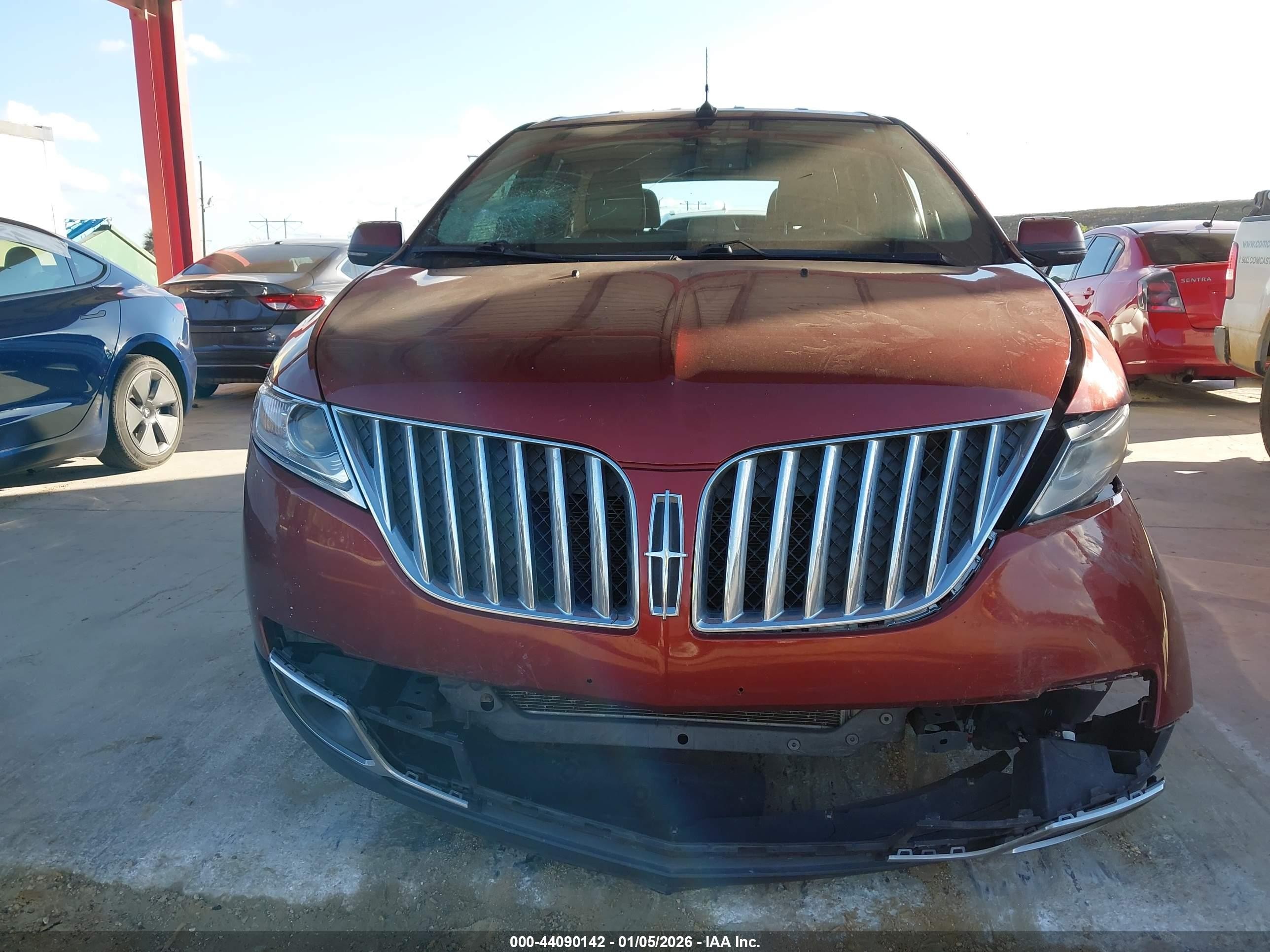 2014 Lincoln Mkx   Burgundy vin: 2LMDJ6JK0EBL00418