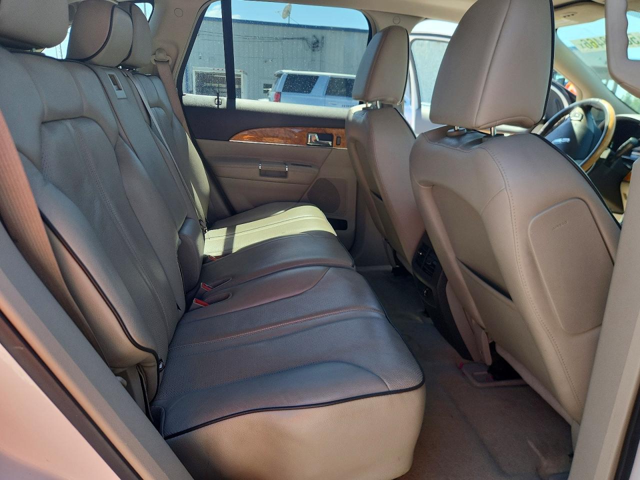 2011 Lincoln Mkx White vin: 2LMDJ6JK1BBJ29609