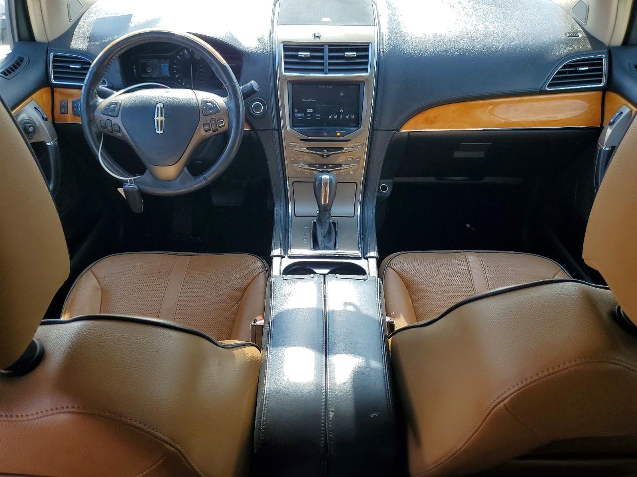 2011 Lincoln Mkx White vin: 2LMDJ6JK1BBJ33143