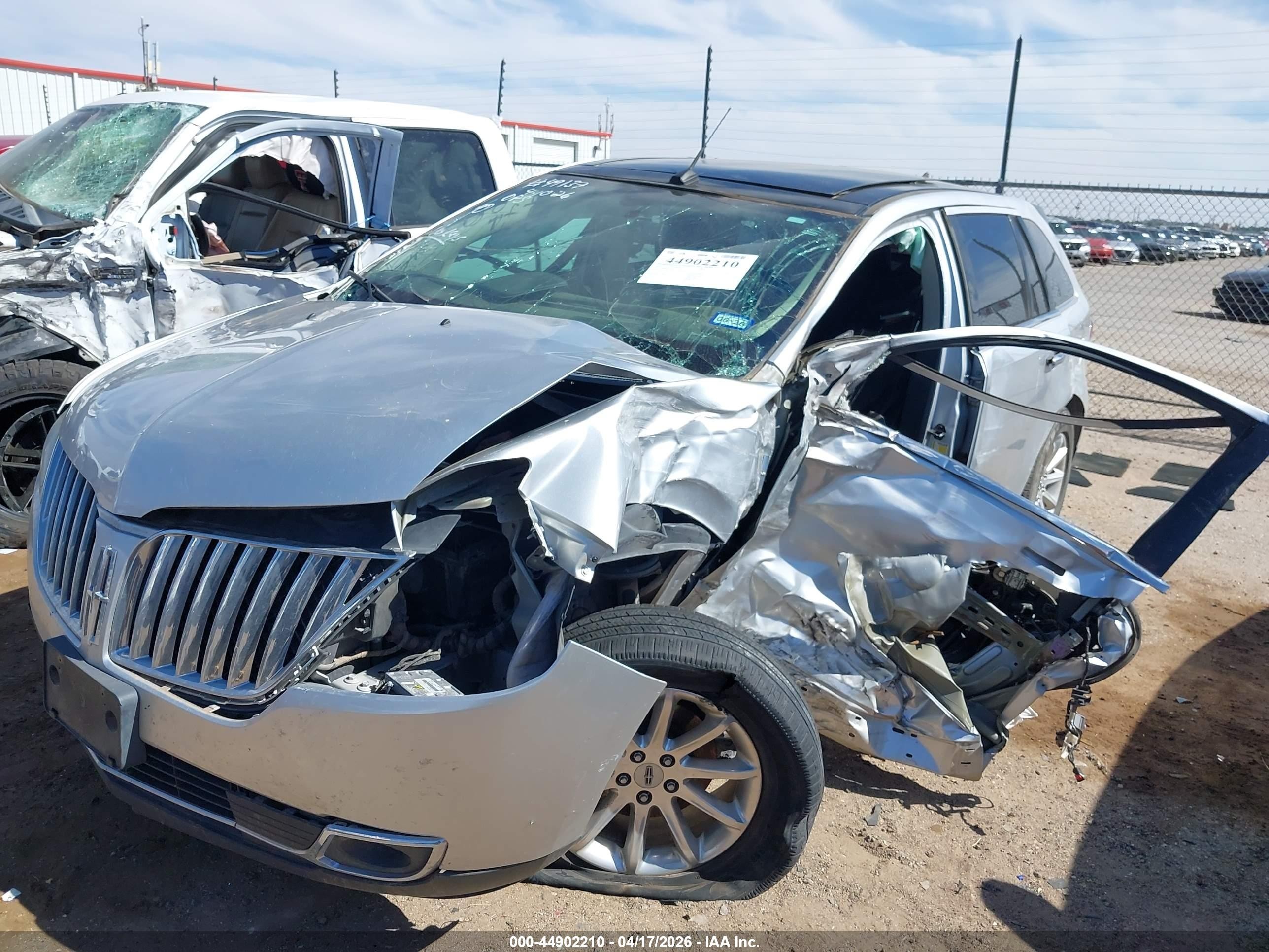 2012 Lincoln Mkx   Silver vin: 2LMDJ6JK1CBL11036