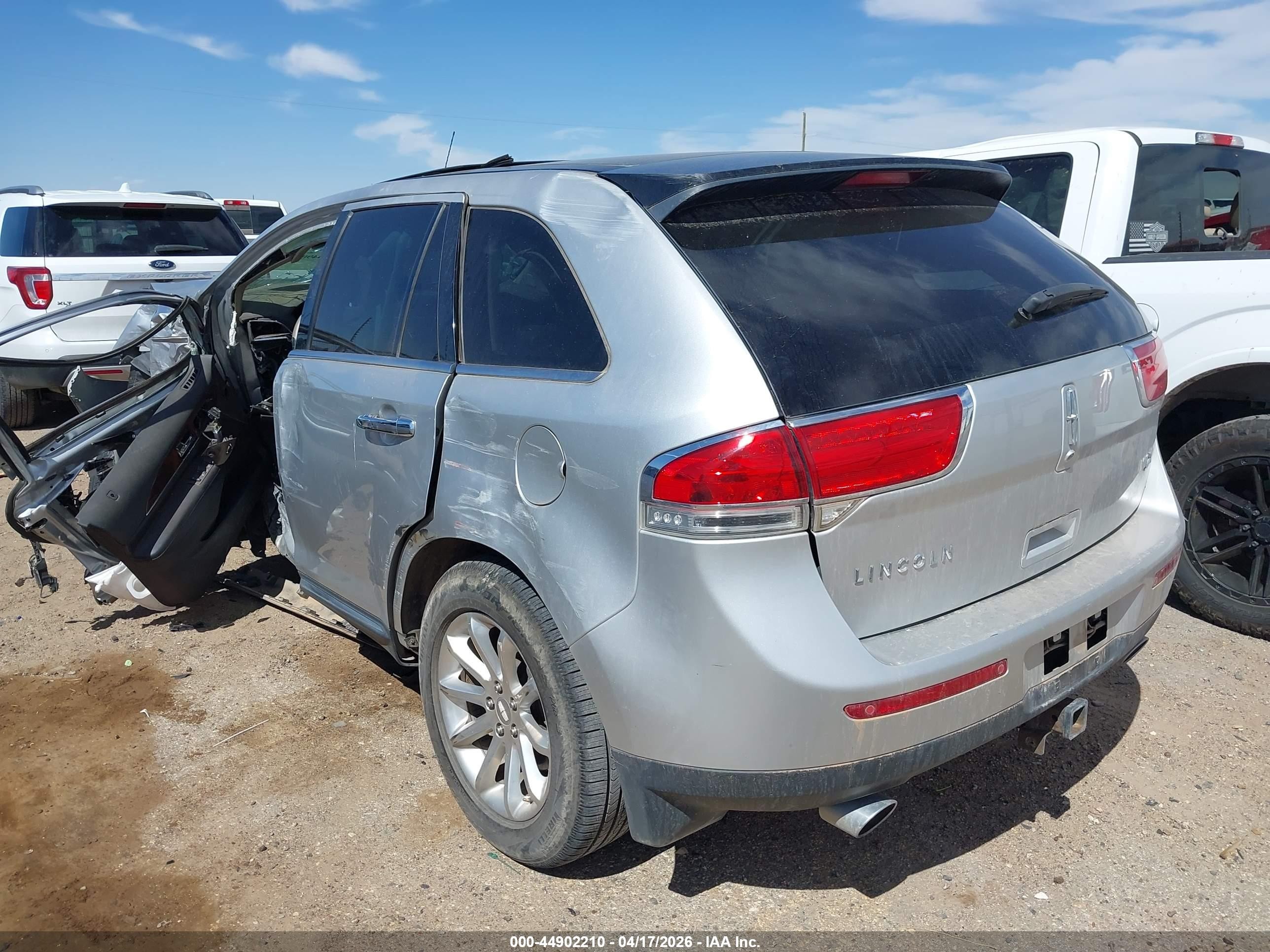 2012 Lincoln Mkx   Silver vin: 2LMDJ6JK1CBL11036