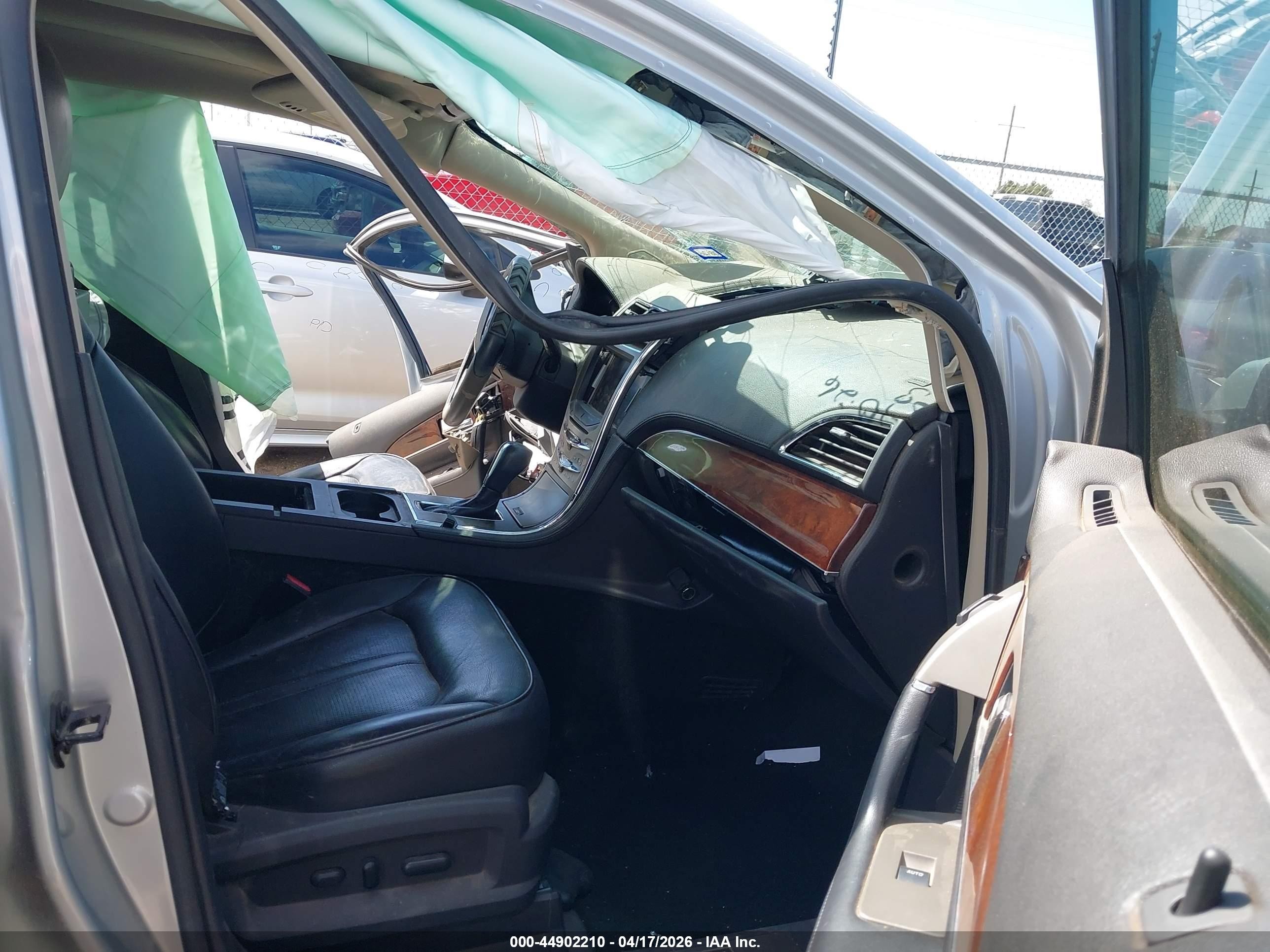 2012 Lincoln Mkx   Silver vin: 2LMDJ6JK1CBL11036