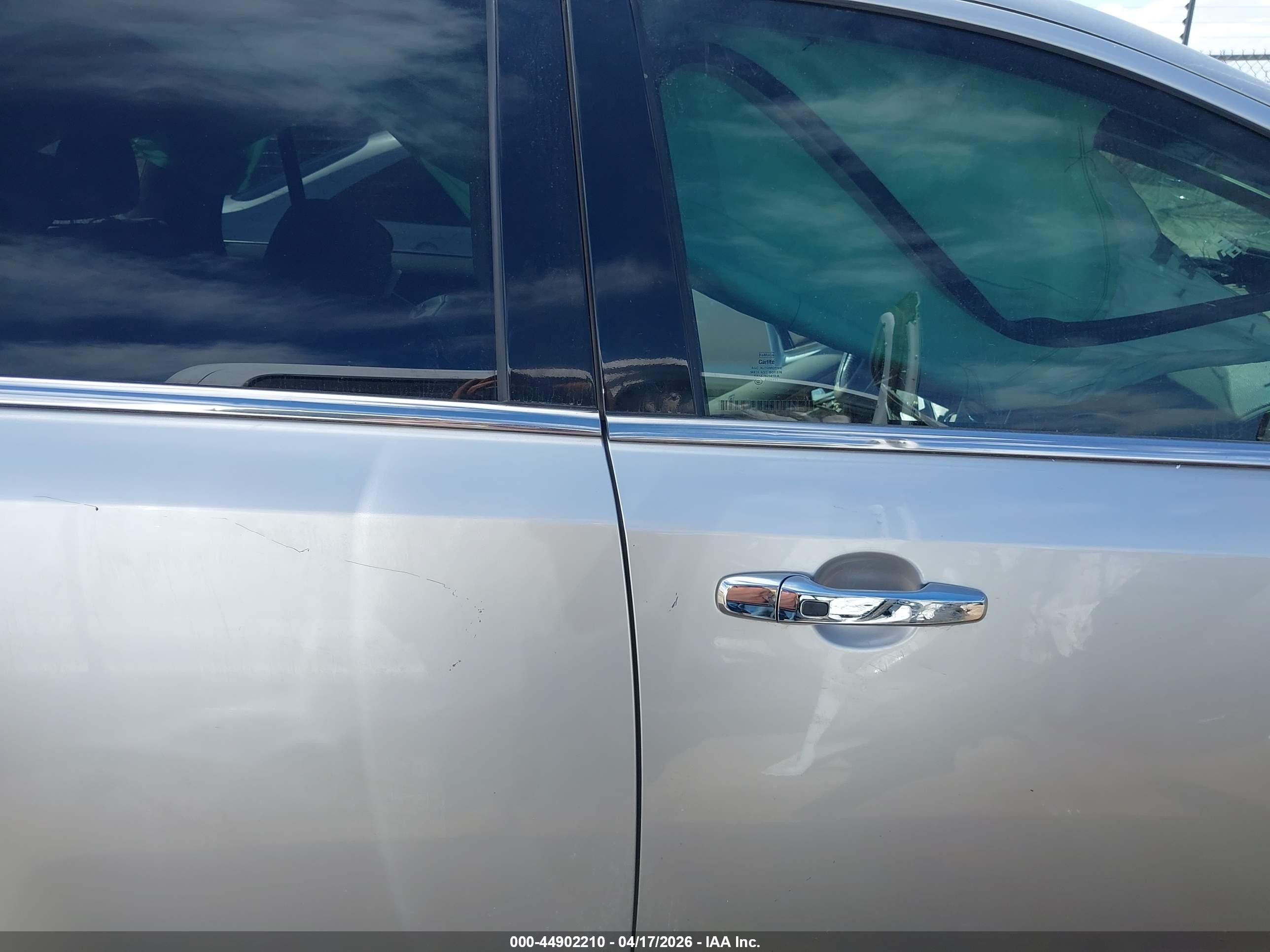 2012 Lincoln Mkx   Silver vin: 2LMDJ6JK1CBL11036