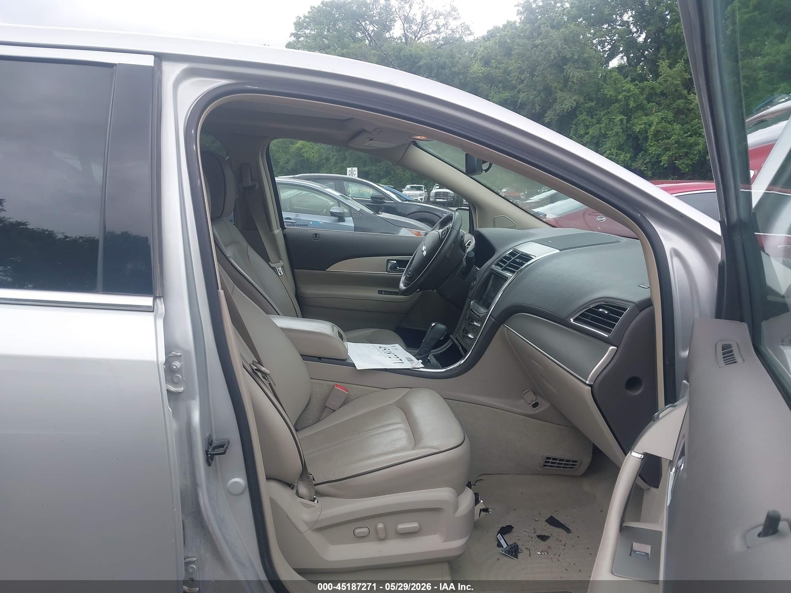 2013 Lincoln Mkx   Silver vin: 2LMDJ6JK1DBL42336