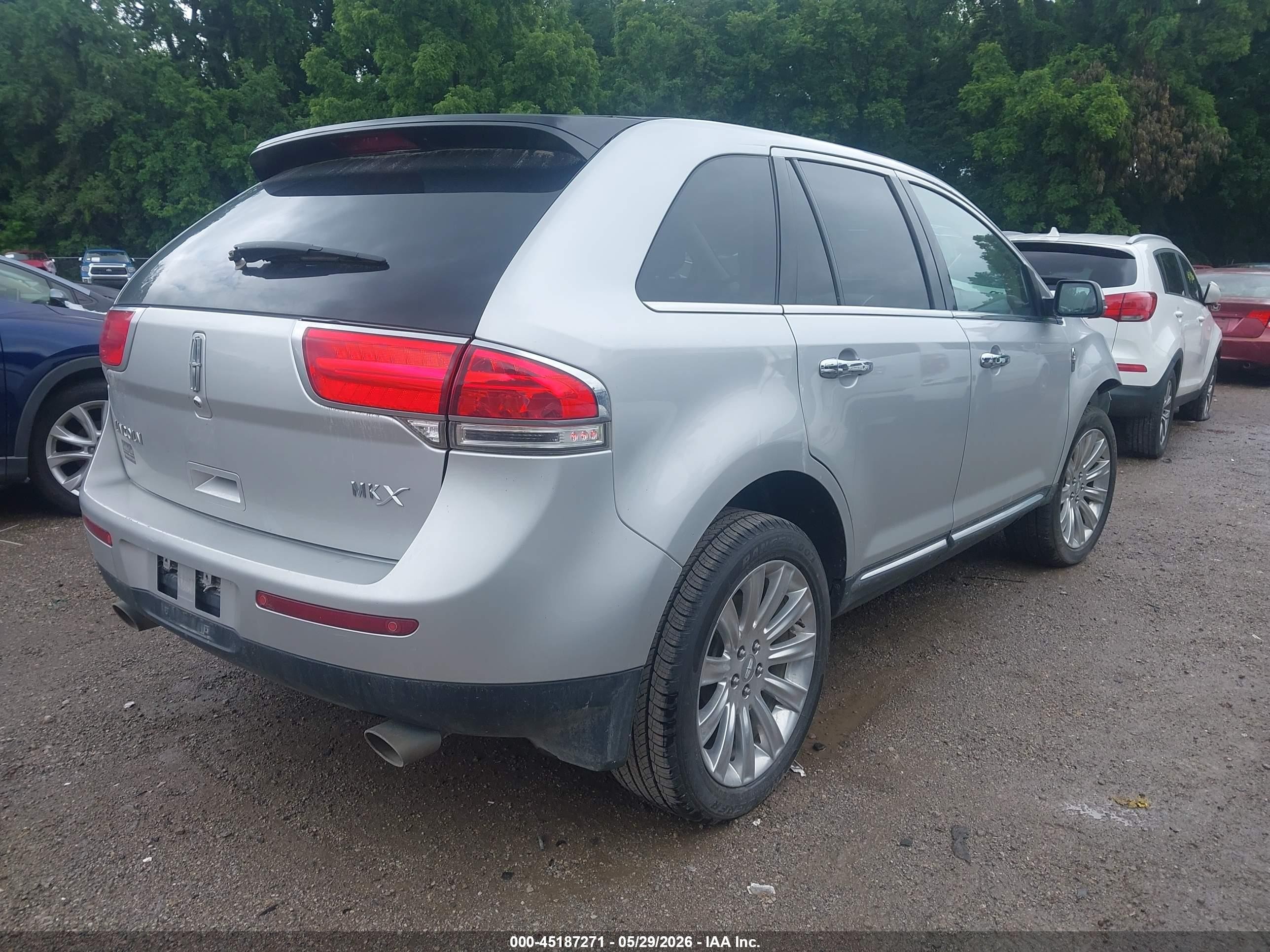 2013 Lincoln Mkx   Silver vin: 2LMDJ6JK1DBL42336