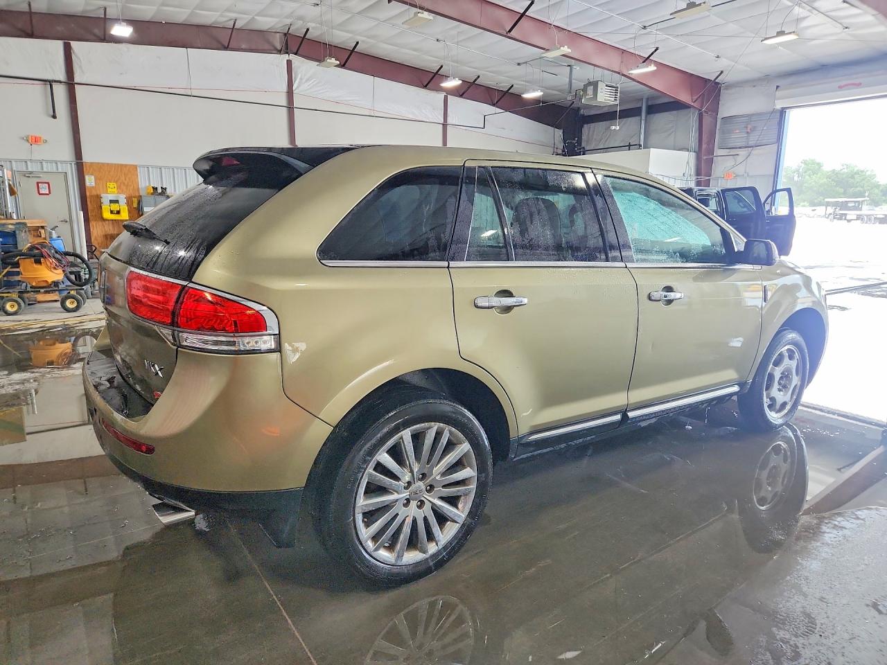 2013 Lincoln Mkx Green vin: 2LMDJ6JK1DBL48556
