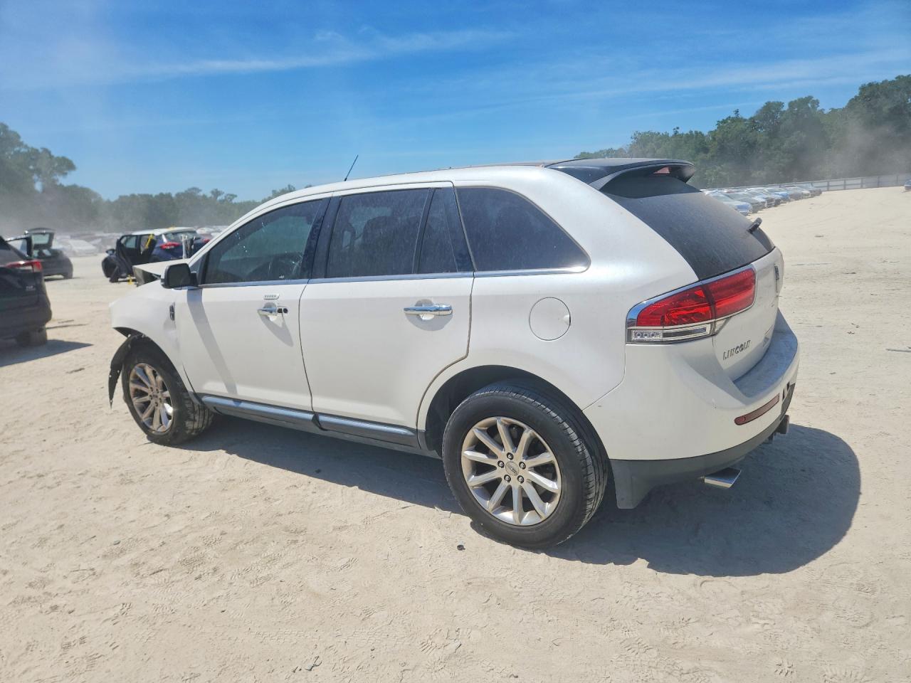 2014 Lincoln Mkx White vin: 2LMDJ6JK1EBL00377