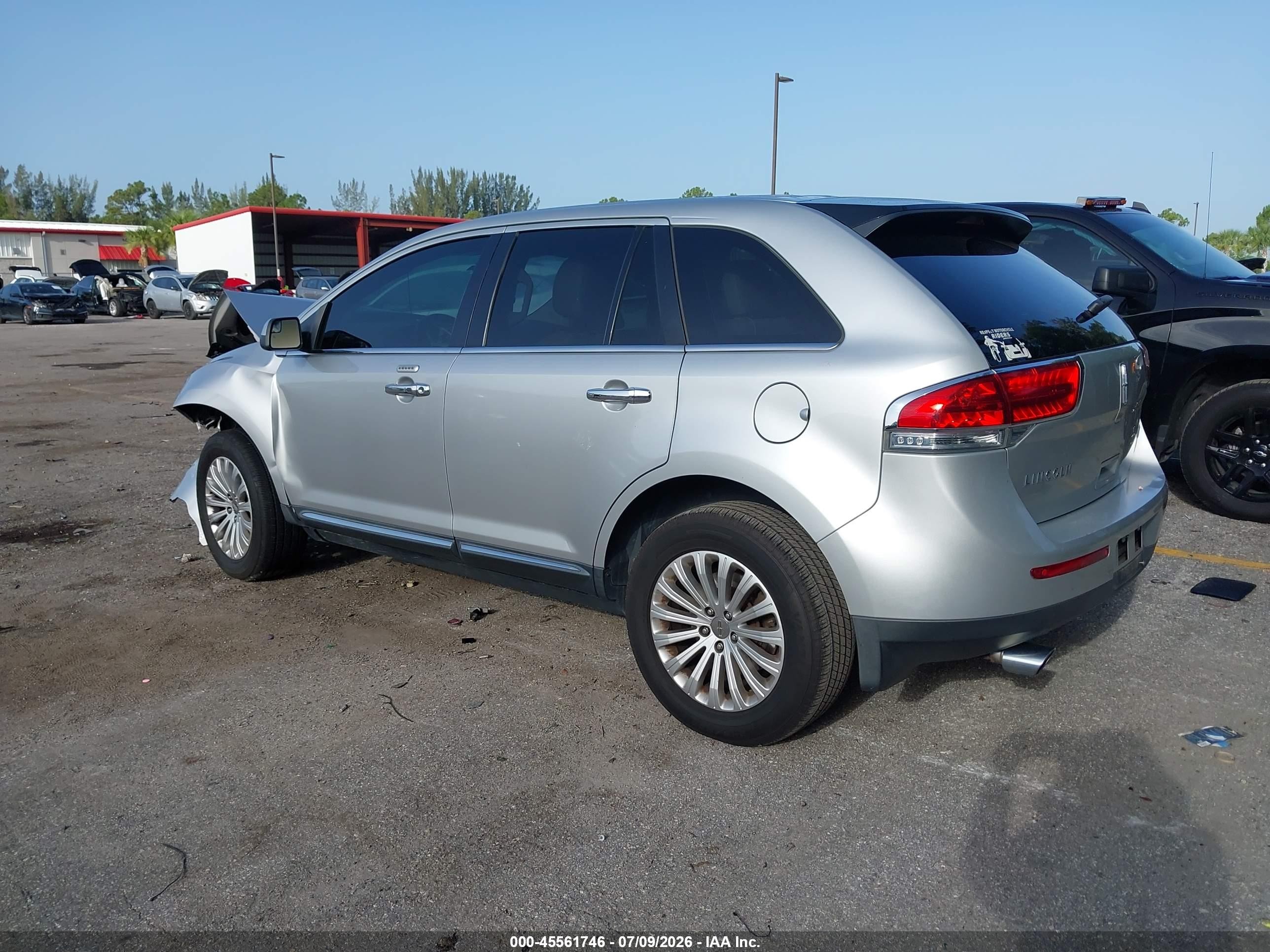 2014 Lincoln Mkx   Silver vin: 2LMDJ6JK1EBL01335