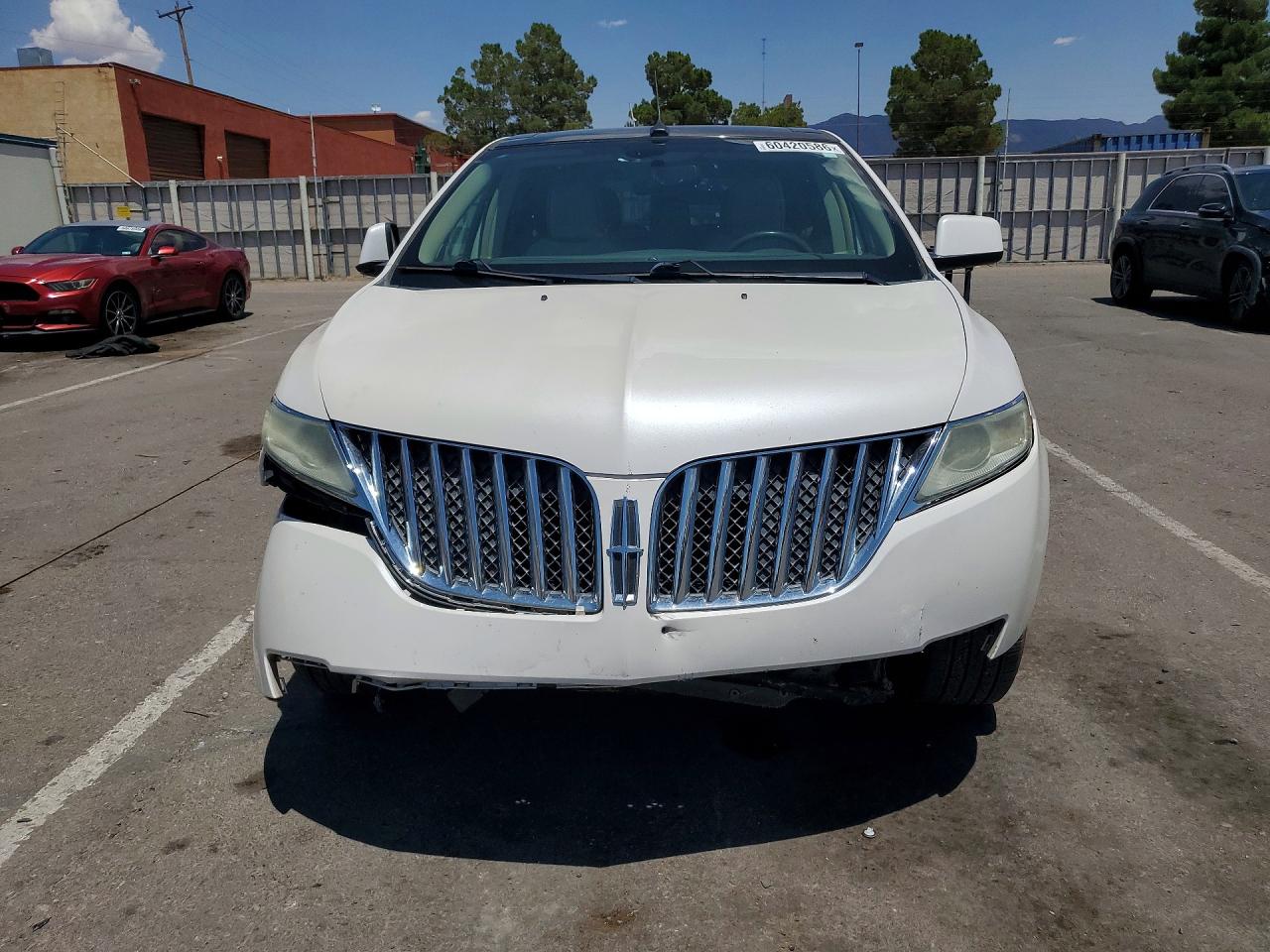 2011 Lincoln Mkx White vin: 2LMDJ6JK2BBJ11085