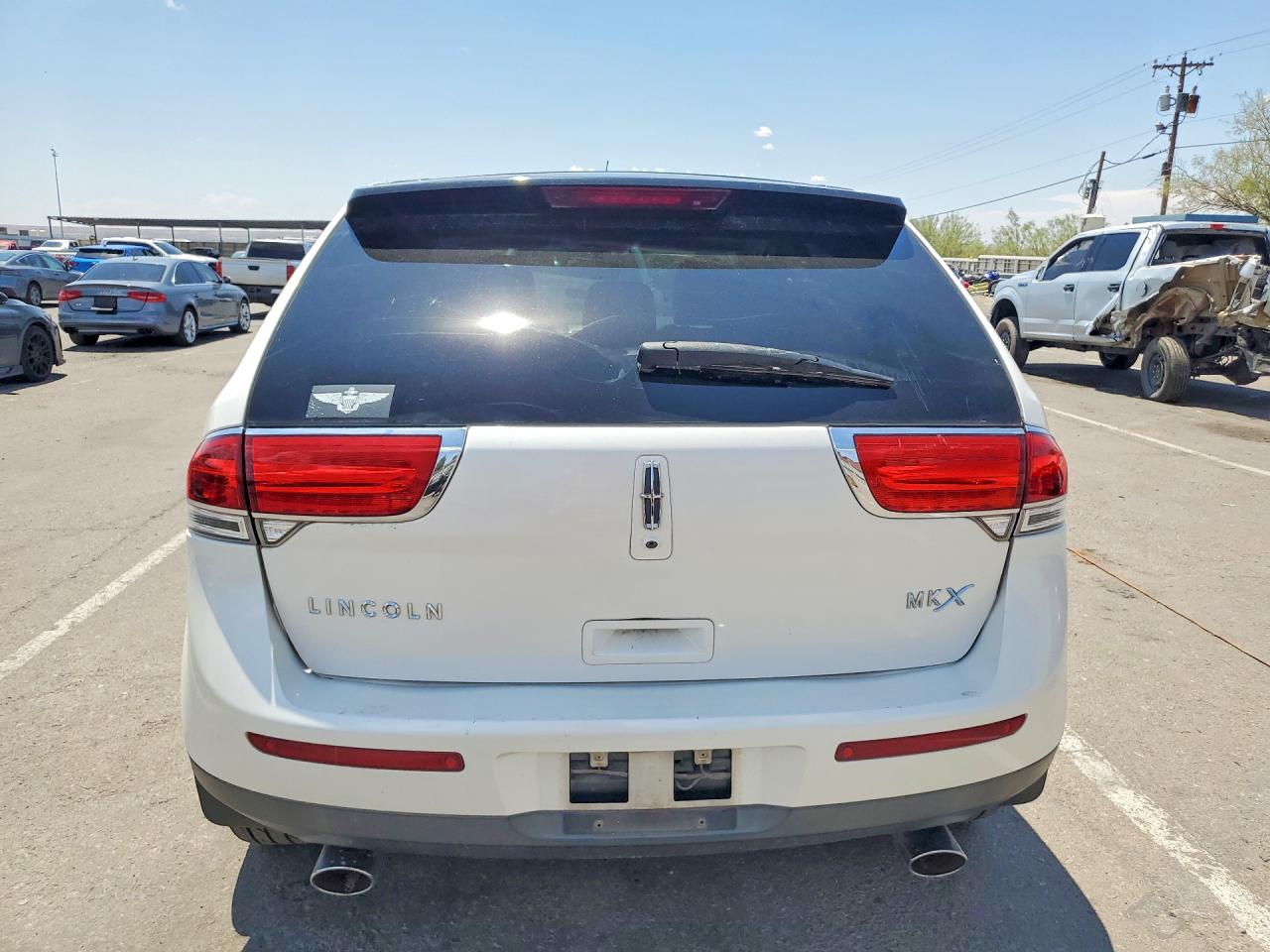 2011 Lincoln Mkx White vin: 2LMDJ6JK2BBJ11085