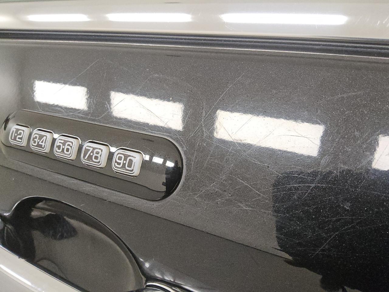 2013 Lincoln Mkx Black vin: 2LMDJ6JK2DBL22600 Damage: Left Front Door, Multiple Scratches Heavy, 10 Or More