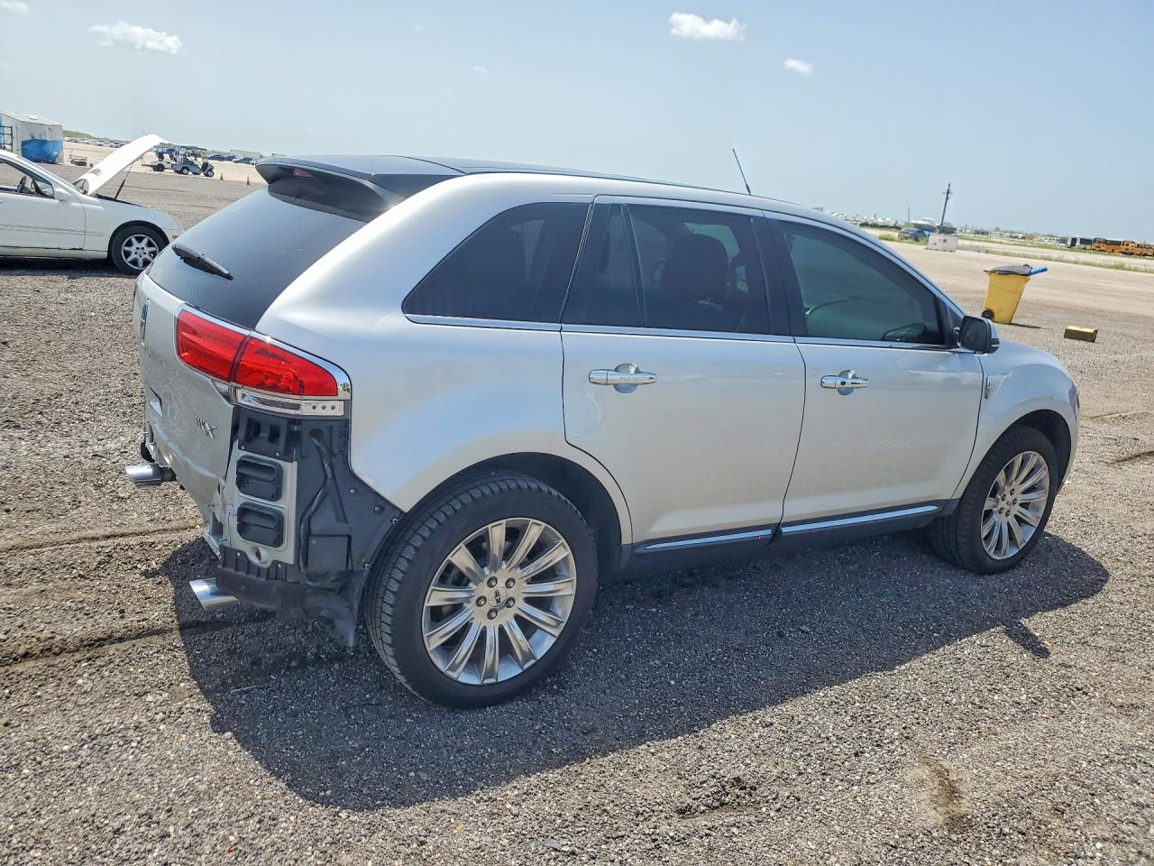 2013 Lincoln Mkx Silver vin: 2LMDJ6JK2DBL36383