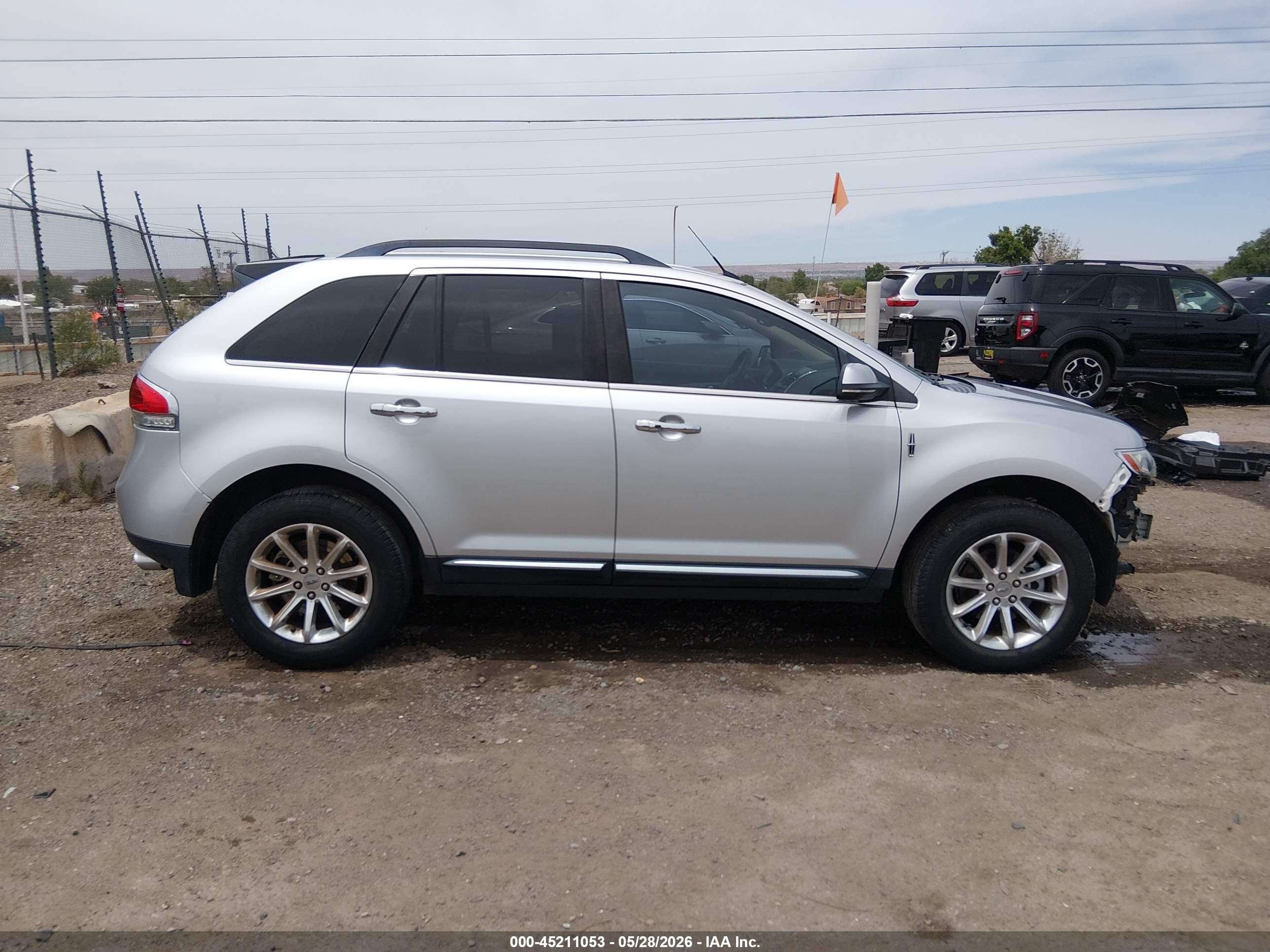 2013 Lincoln Mkx   Silver vin: 2LMDJ6JK2DBL46430
