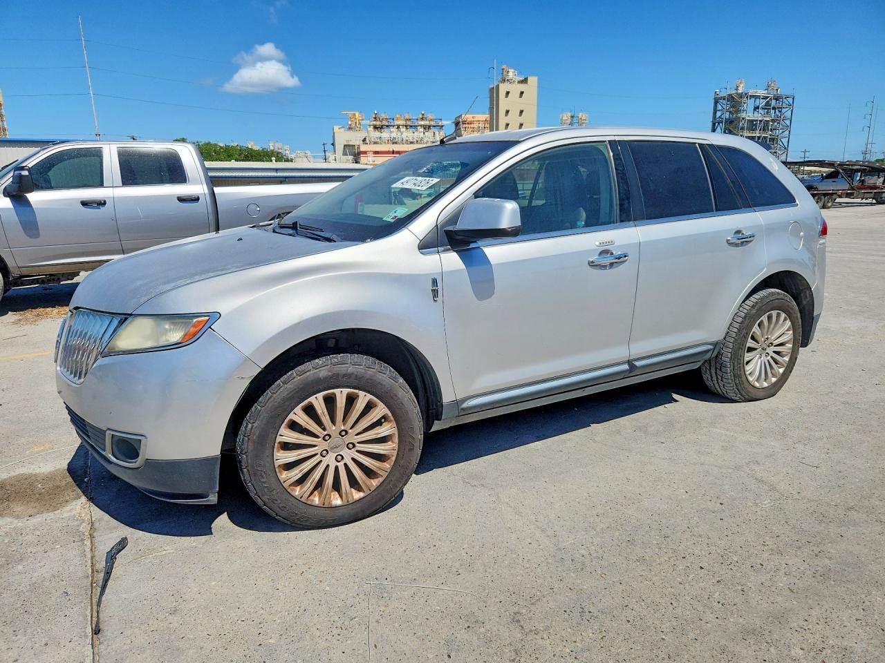 2011 Lincoln Mkx Silver vin: 2LMDJ6JK3BBJ03559