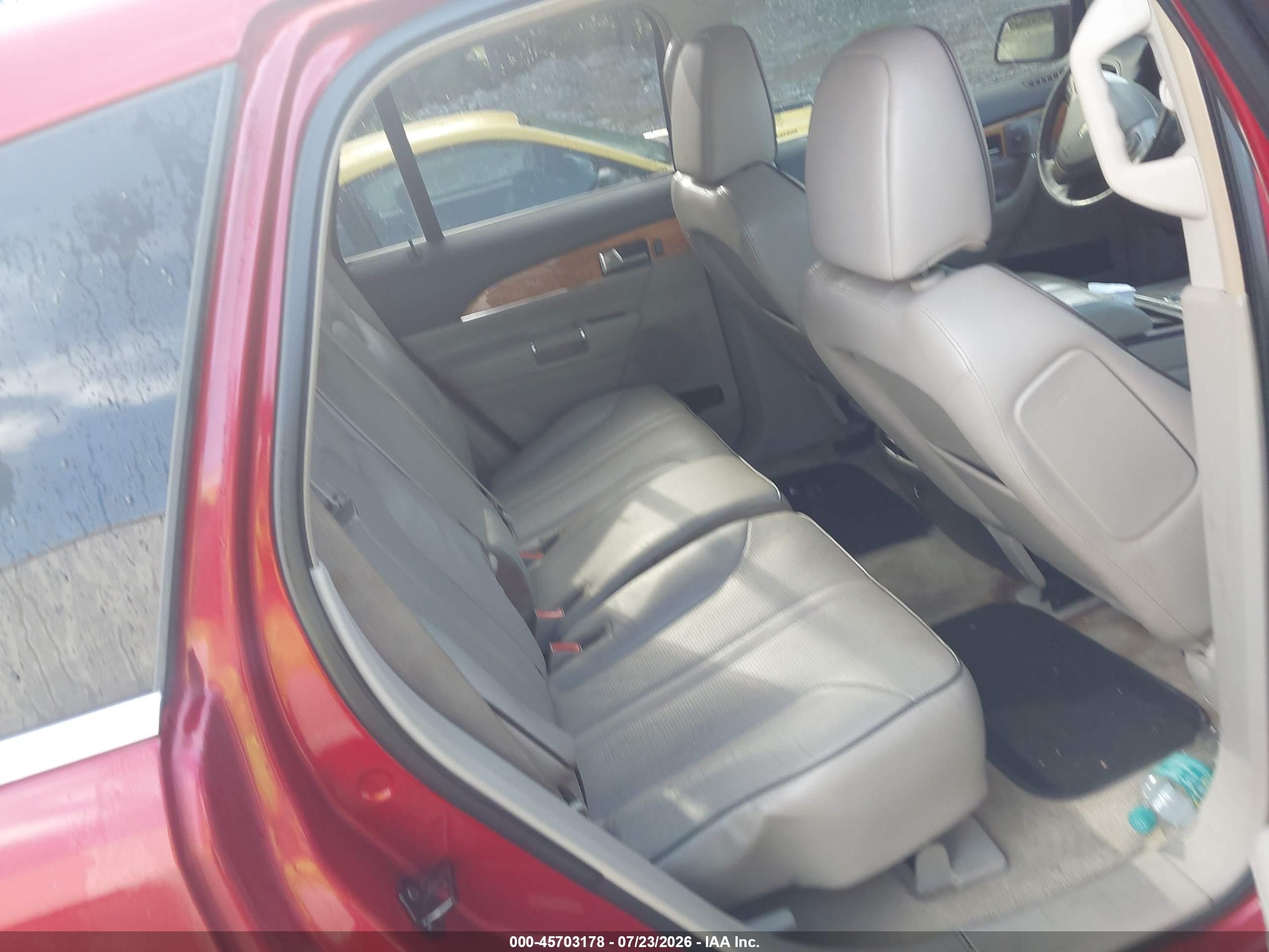 2011 Lincoln Mkx   Red vin: 2LMDJ6JK3BBJ20958