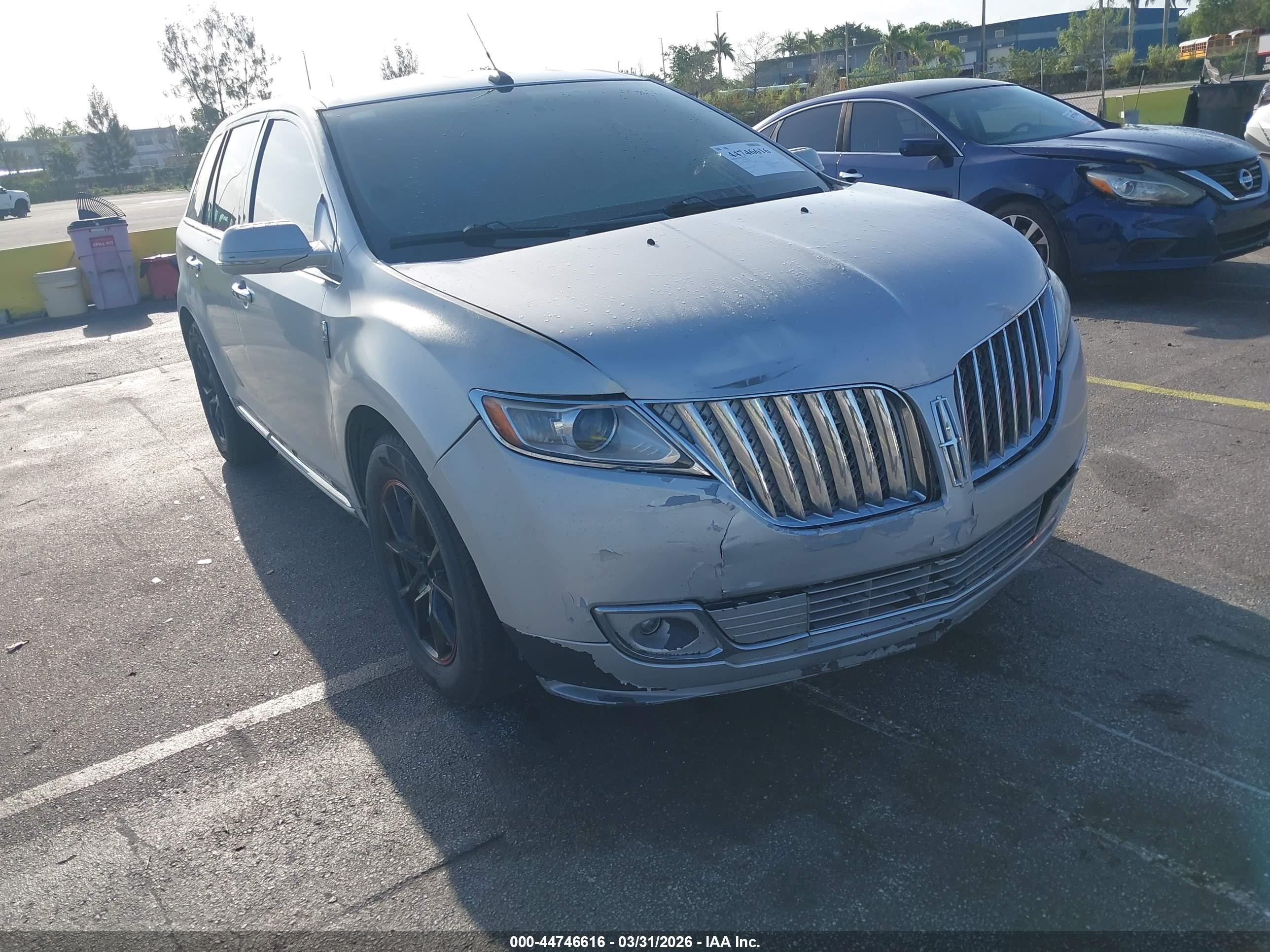 2012 Lincoln Mkx   Silver vin: 2LMDJ6JK3CBL02242