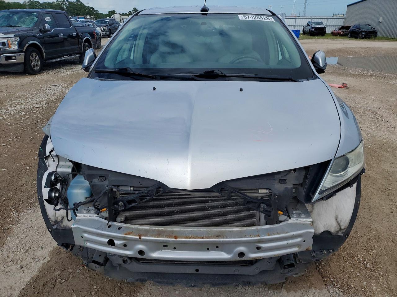 2013 Lincoln Mkx Silver vin: 2LMDJ6JK3DBL17311