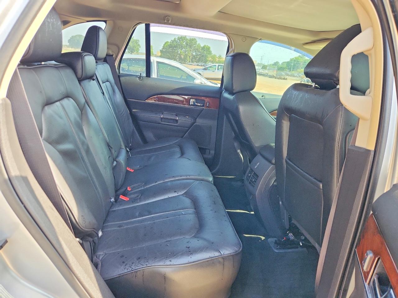 2014 Lincoln Mkx Silver vin: 2LMDJ6JK3EBL16306
