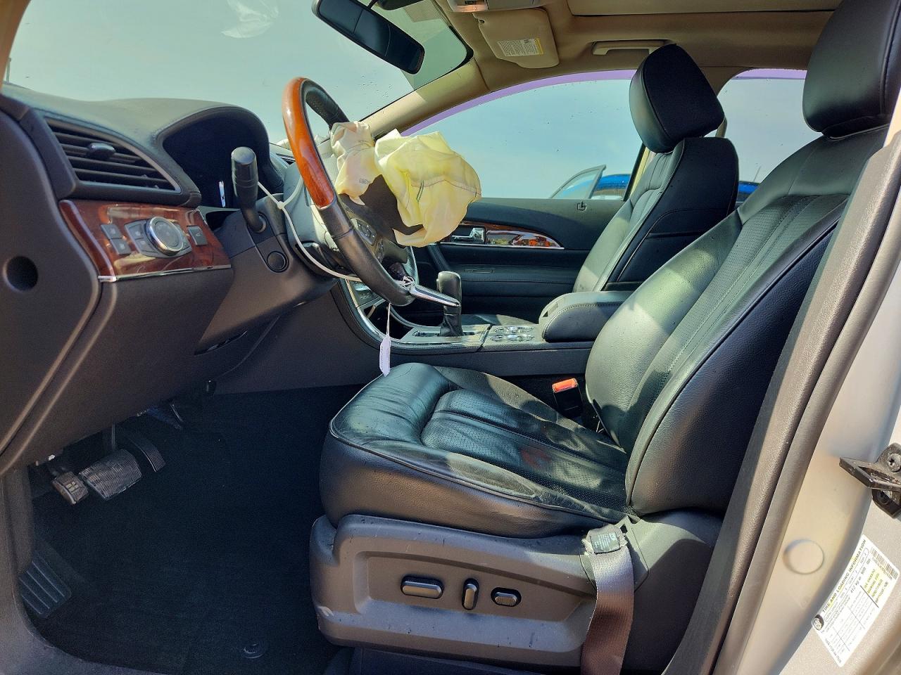 2014 Lincoln Mkx Silver vin: 2LMDJ6JK3EBL16306